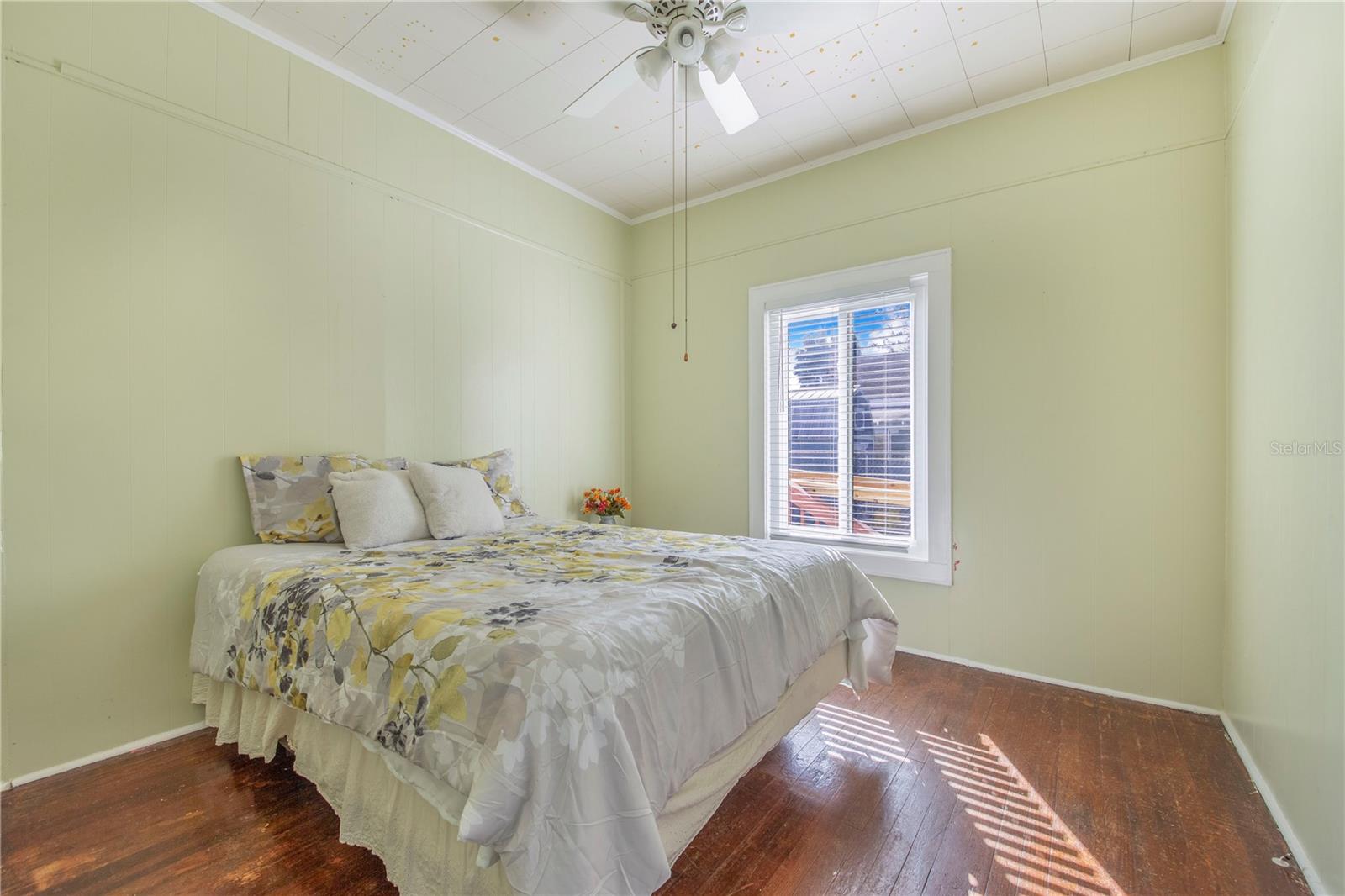 Image 15 of 32 For 107 1st Street