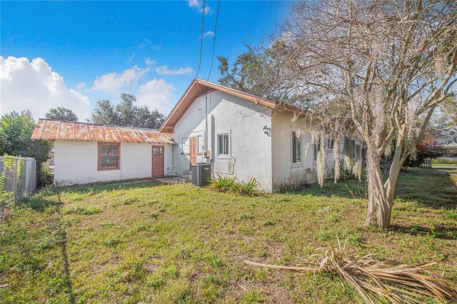 Image 22 of 32 For 107 1st Street