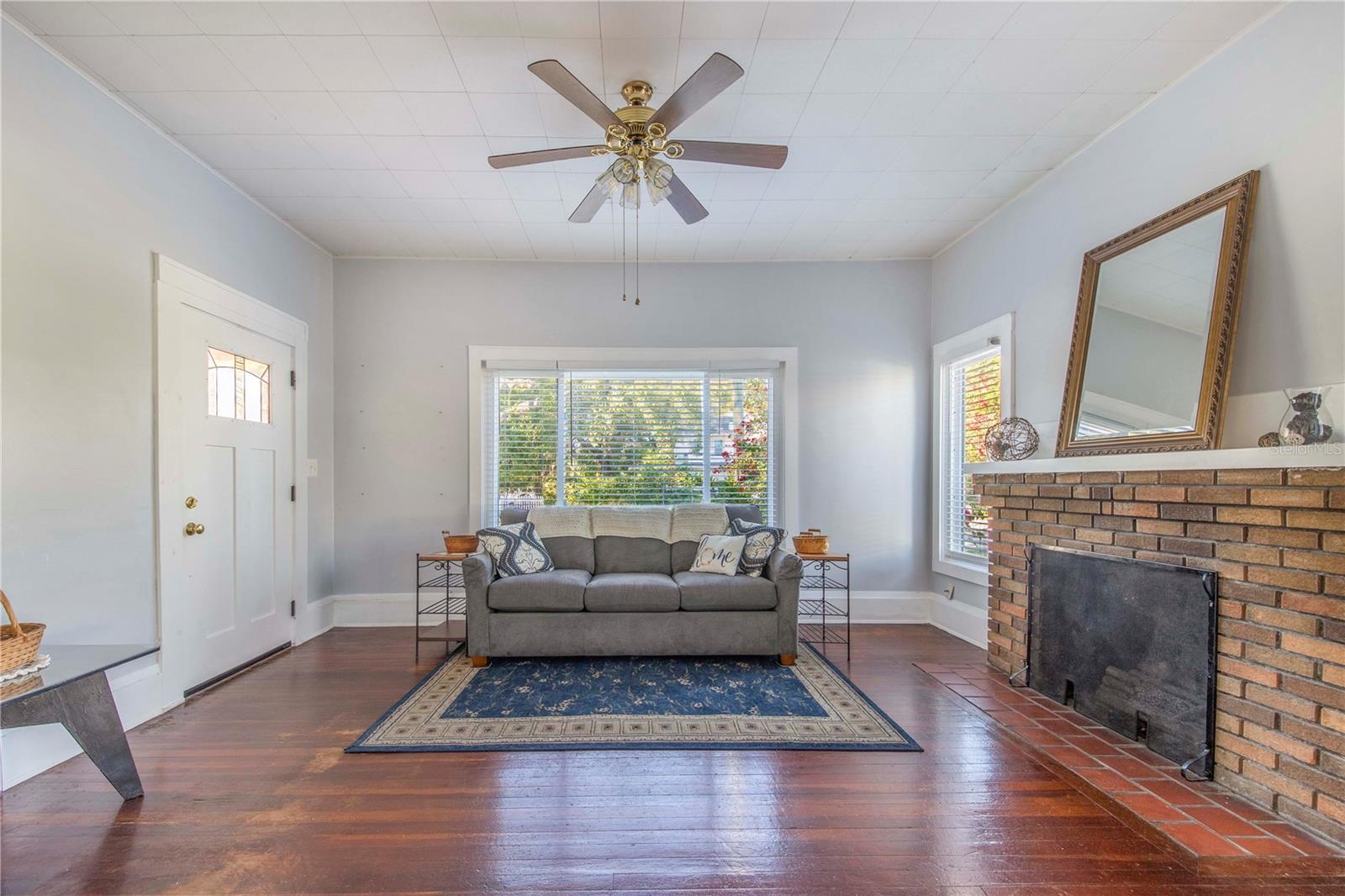 Image 9 of 32 For 107 1st Street