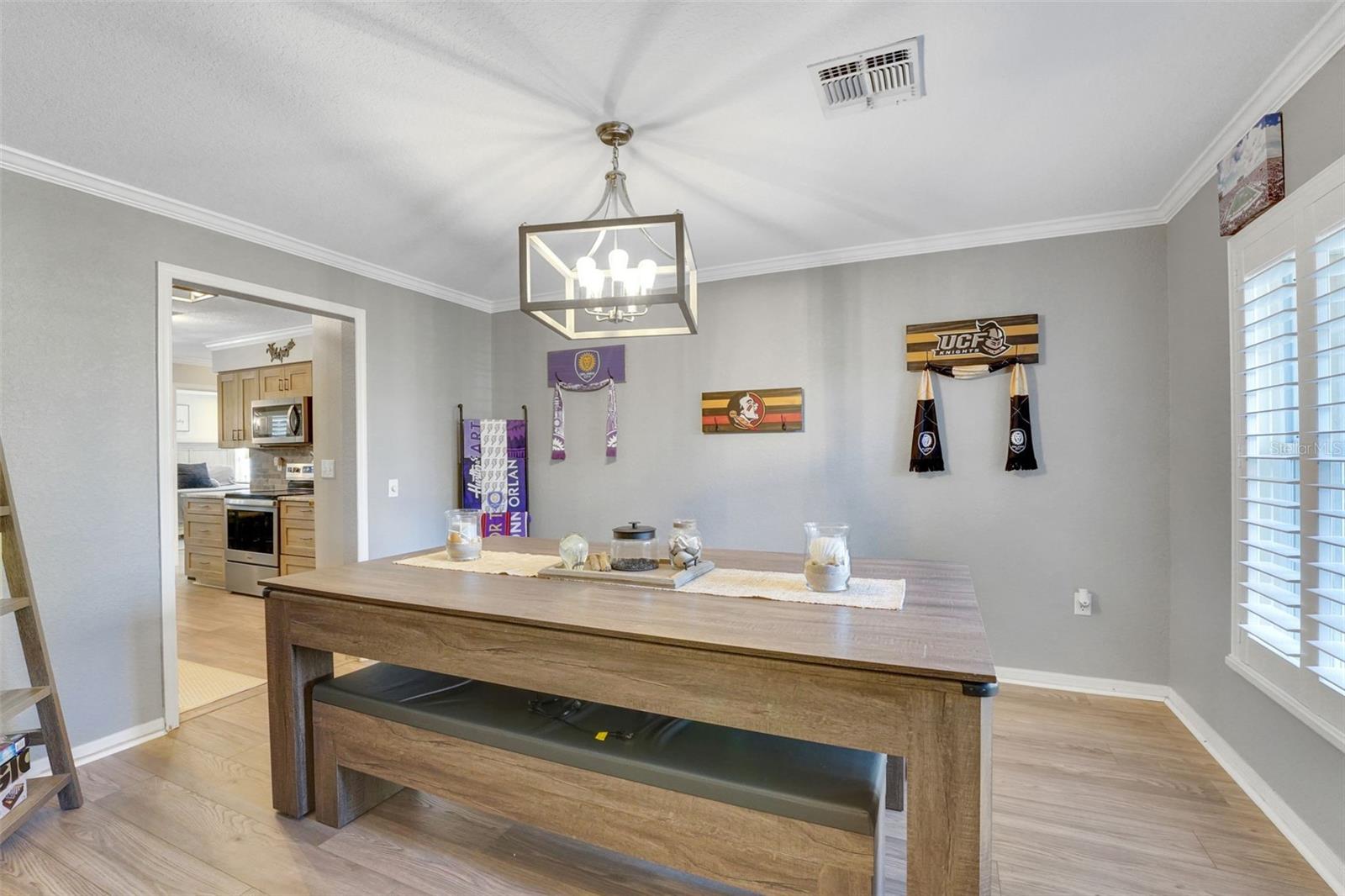 Image 12 of 39 For 3155 Beauchamp Court