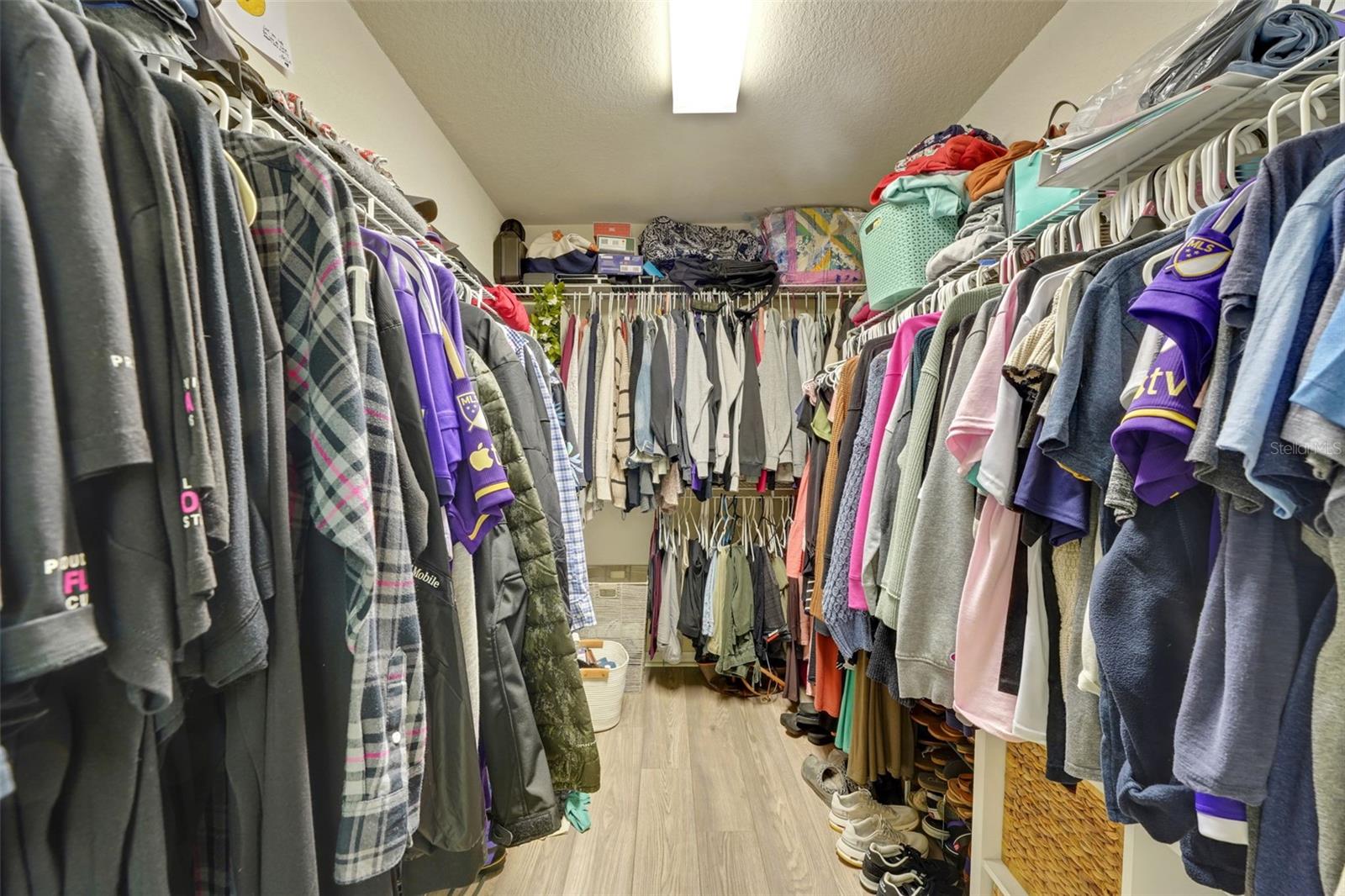 Image 21 of 39 For 3155 Beauchamp Court