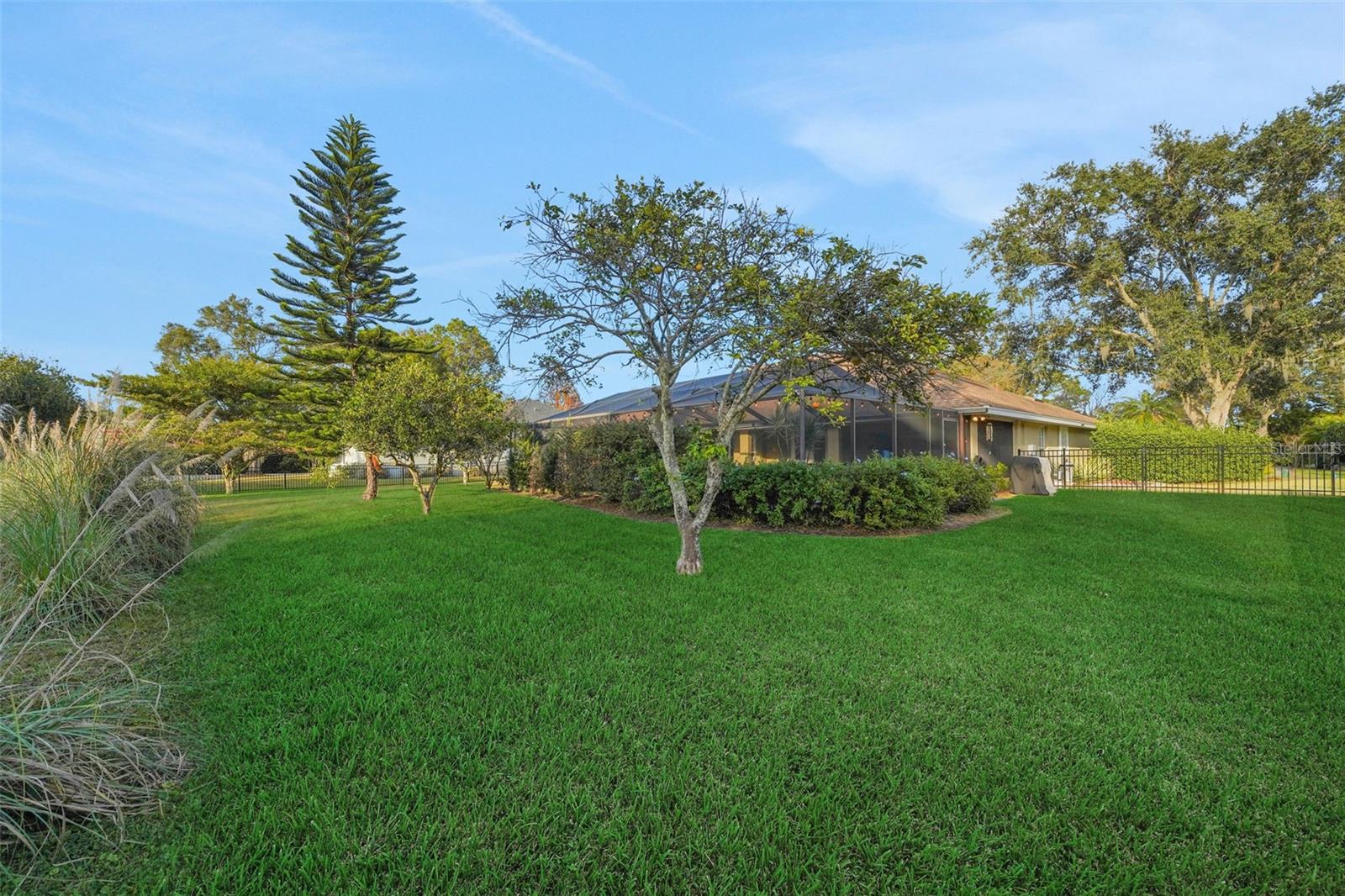 Image 33 of 39 For 3155 Beauchamp Court