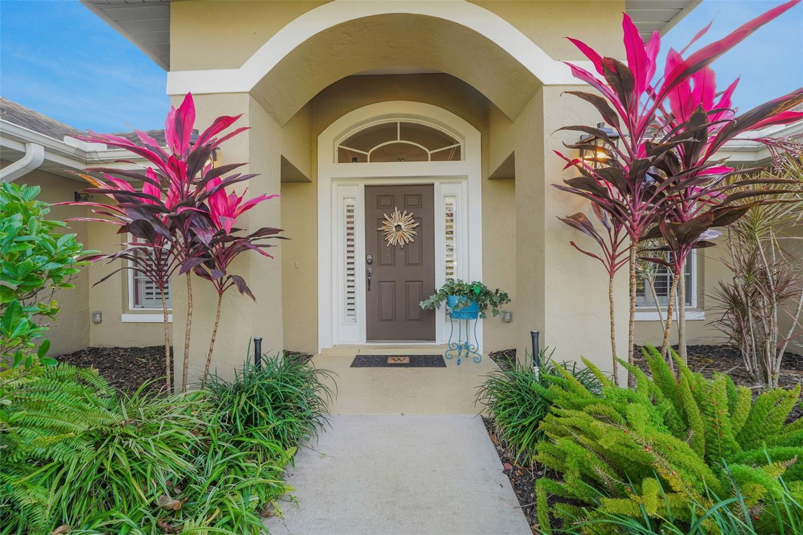 Image 4 of 39 For 3155 Beauchamp Court