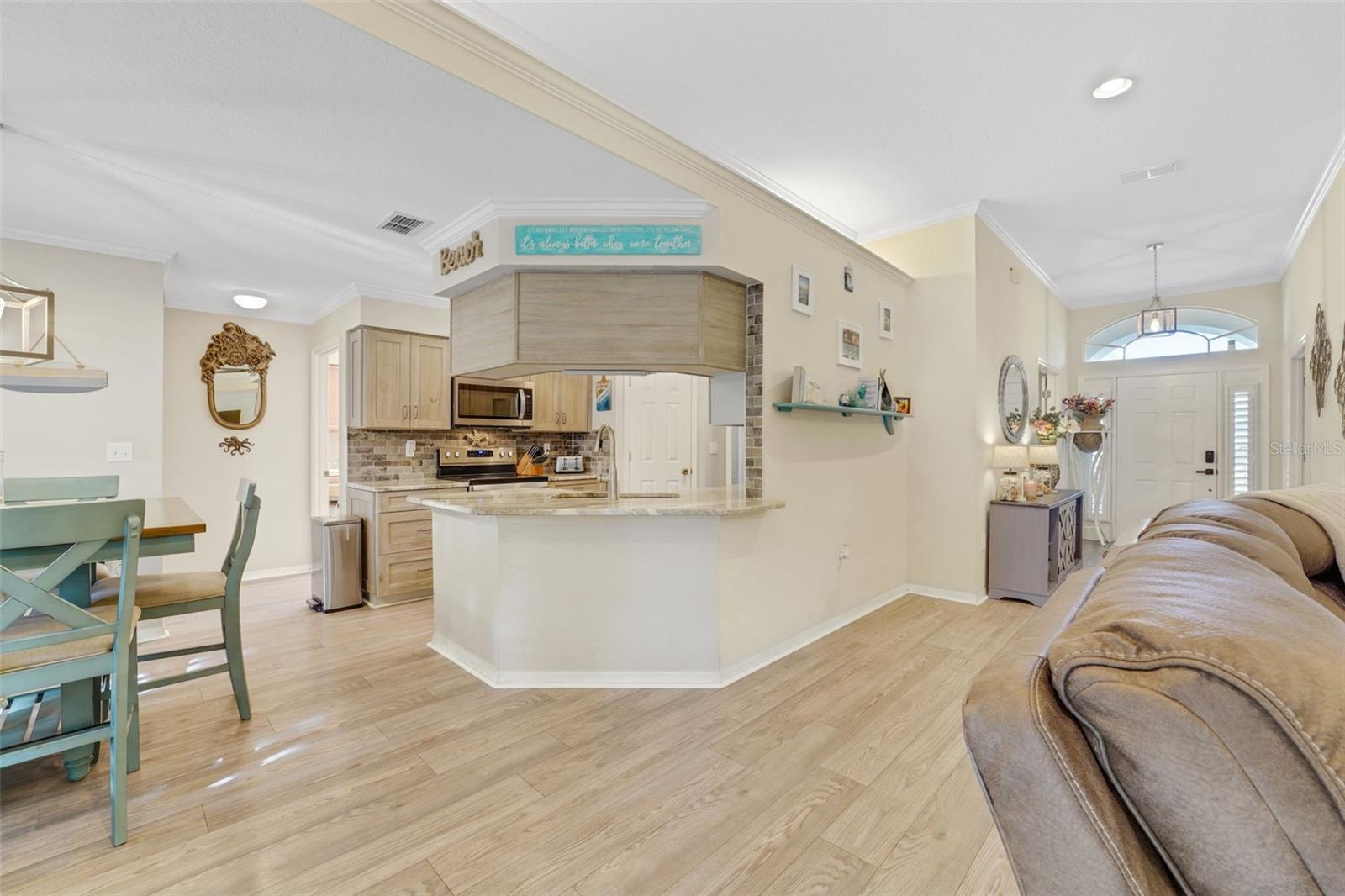 Image 7 of 39 For 3155 Beauchamp Court