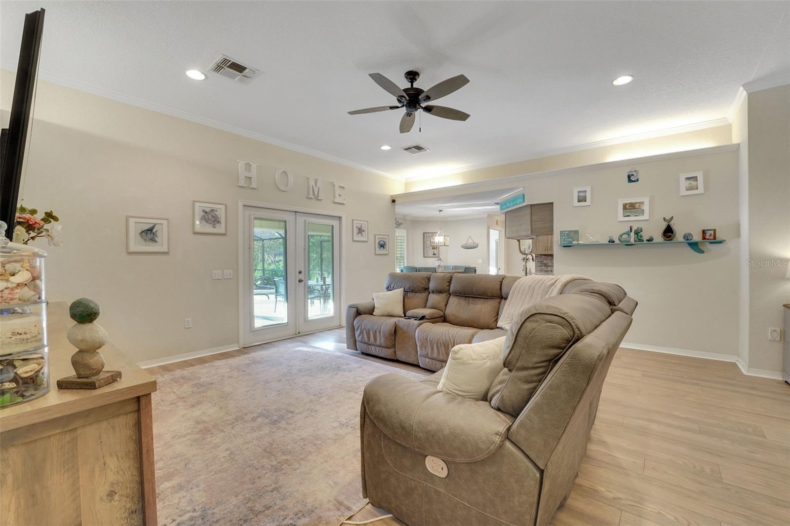 Image 9 of 39 For 3155 Beauchamp Court