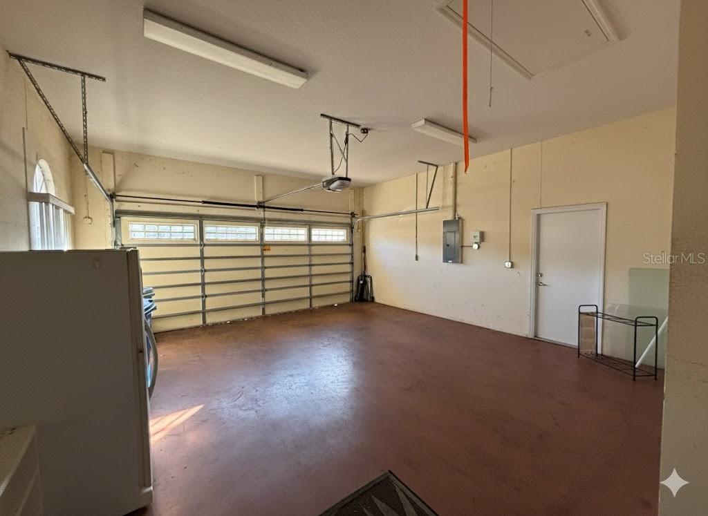 Image 18 of 21 For 205 Lake Region Boulevard S