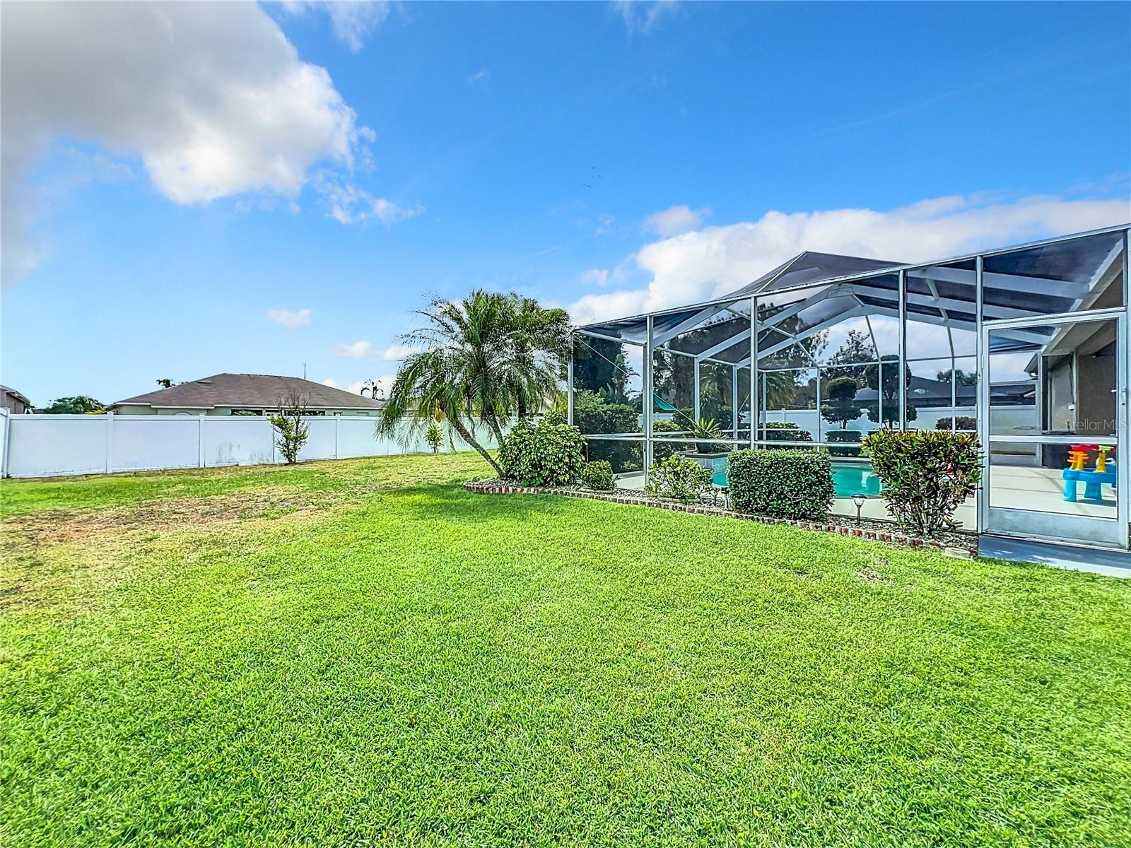 Image 22 of 30 For 205 Terranova Boulevard