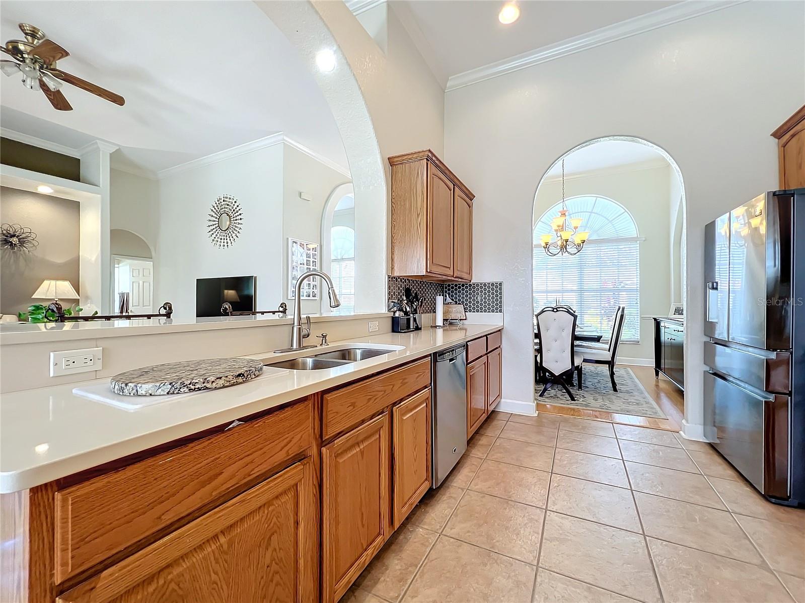 Image 7 of 30 For 205 Terranova Boulevard