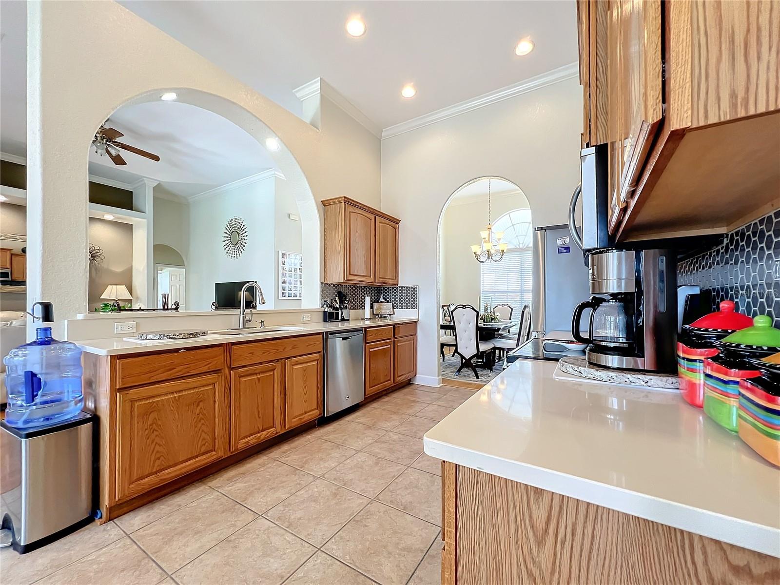 Image 8 of 30 For 205 Terranova Boulevard