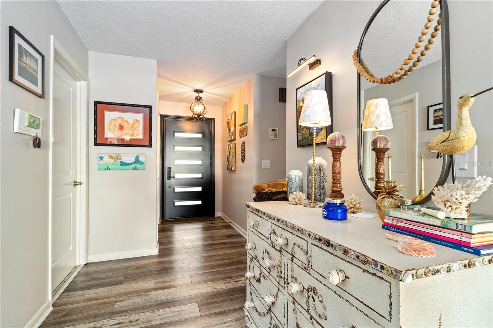 Image 11 of 45 For 601 Lake Pansy Drive Nw