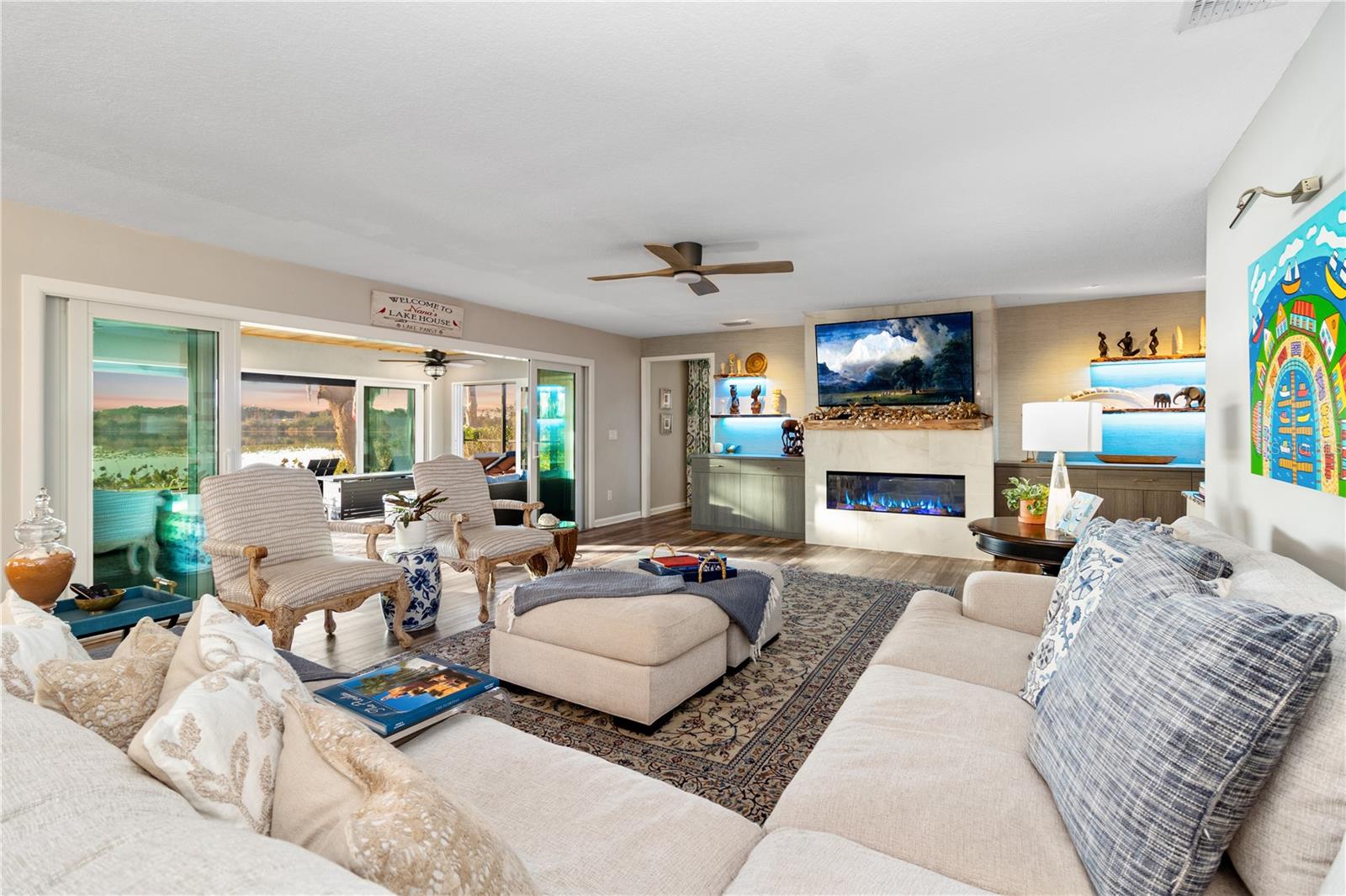 Image 17 of 45 For 601 Lake Pansy Drive Nw