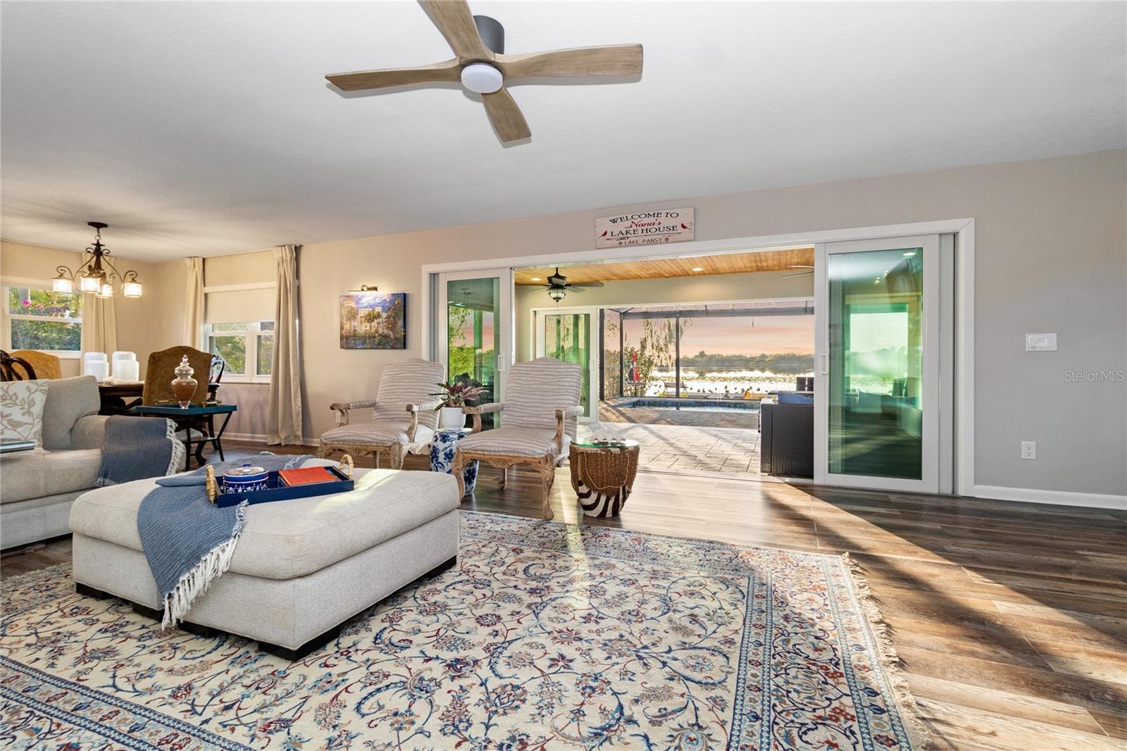 Image 19 of 45 For 601 Lake Pansy Drive Nw