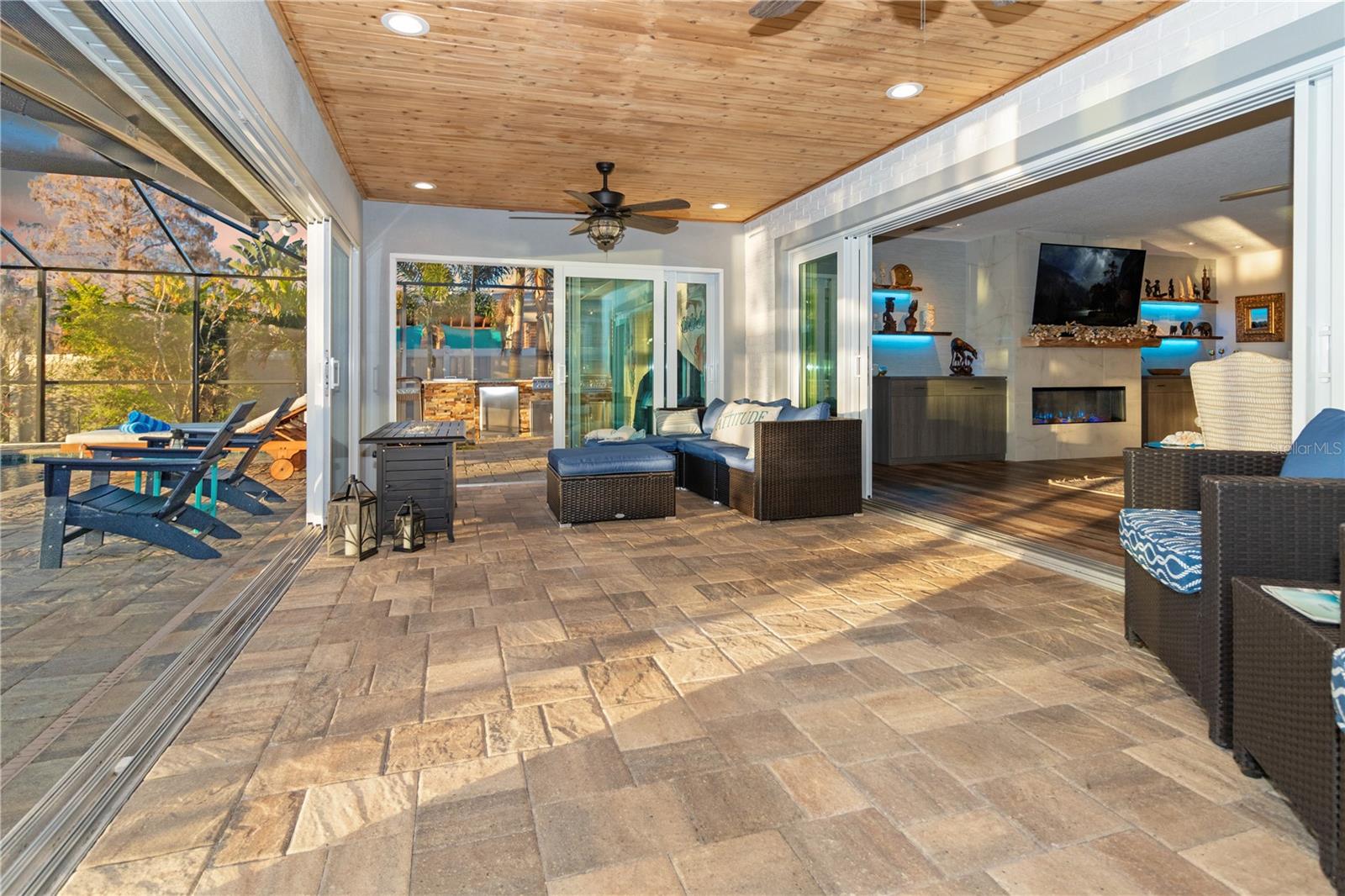 Image 30 of 45 For 601 Lake Pansy Drive Nw