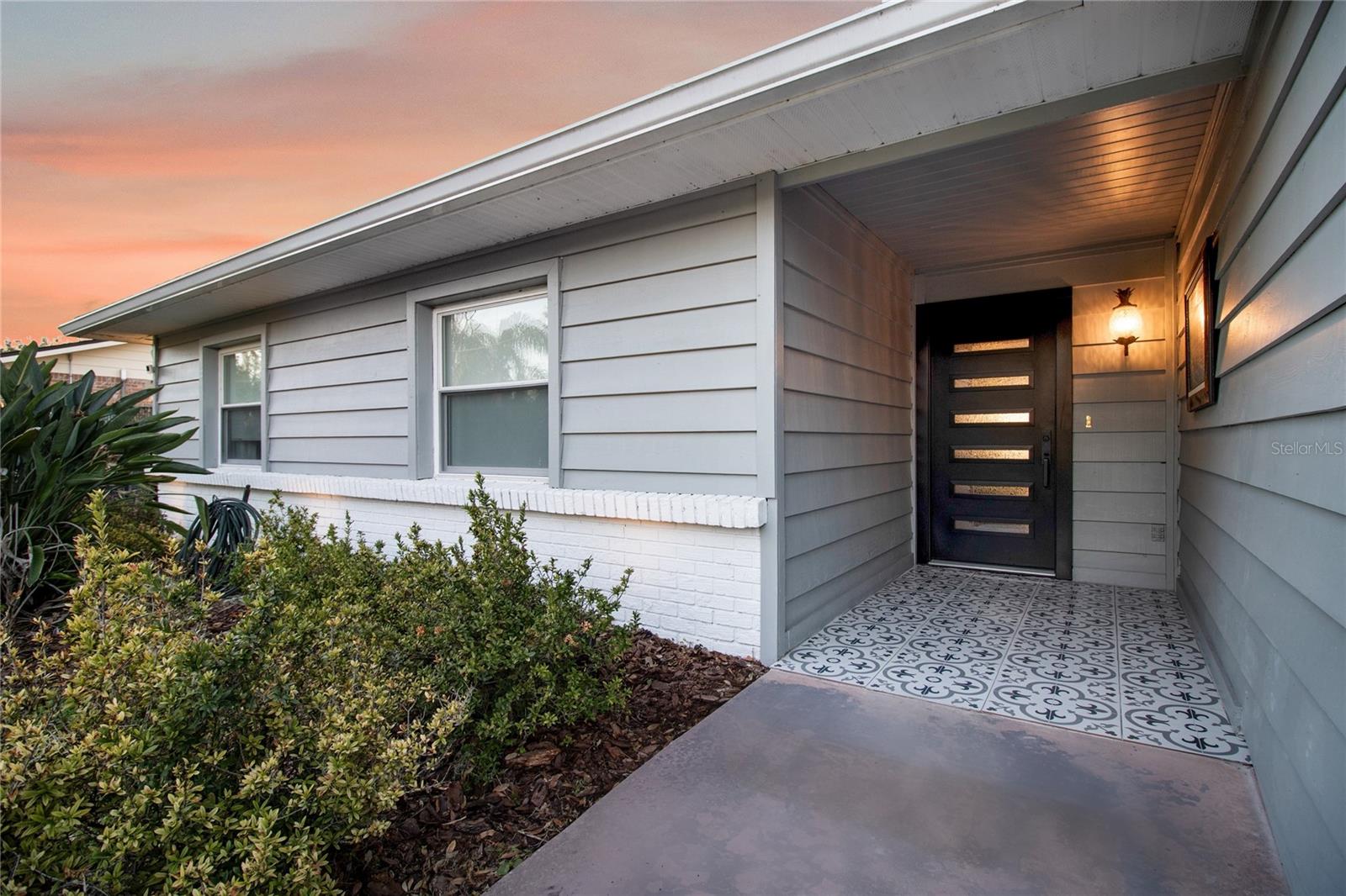 Image 37 of 45 For 601 Lake Pansy Drive Nw