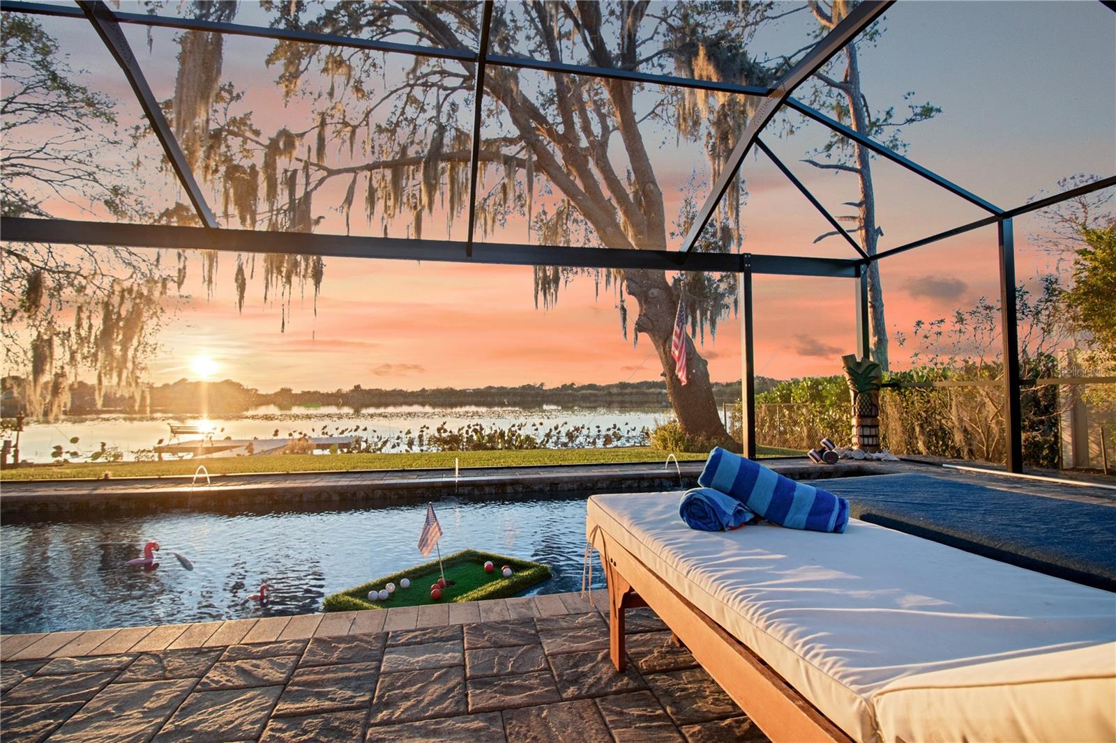 Image 40 of 45 For 601 Lake Pansy Drive Nw