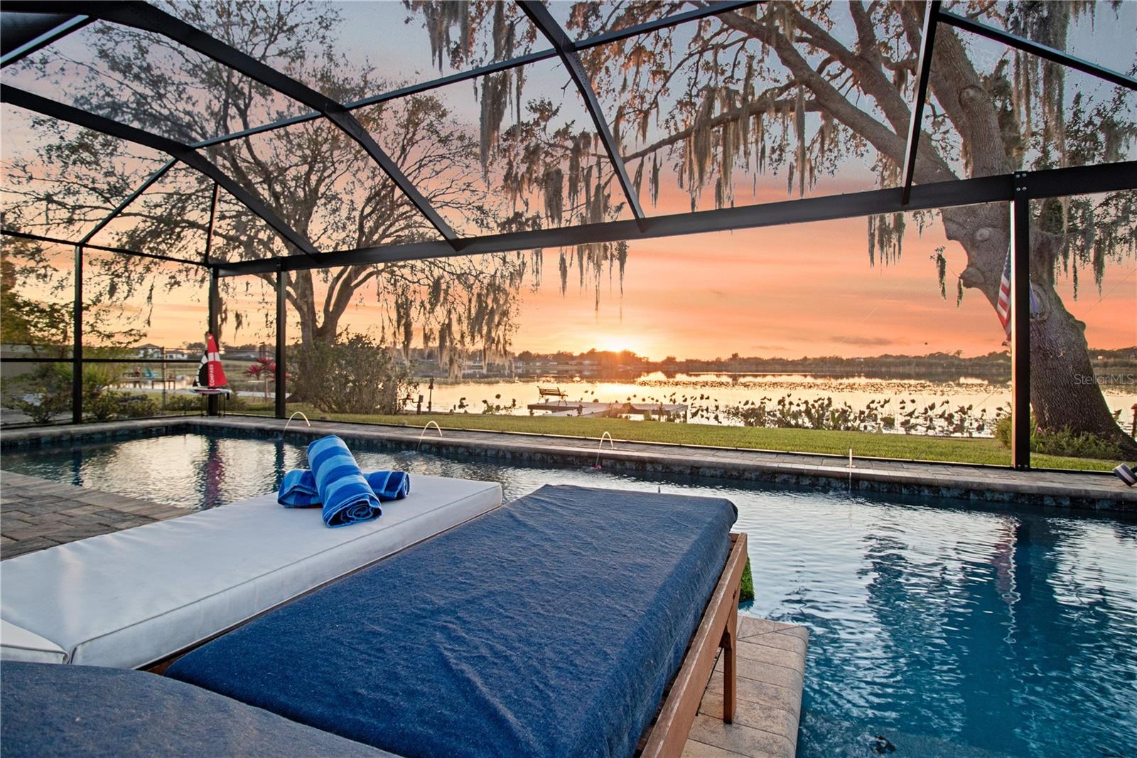 Image 41 of 45 For 601 Lake Pansy Drive Nw