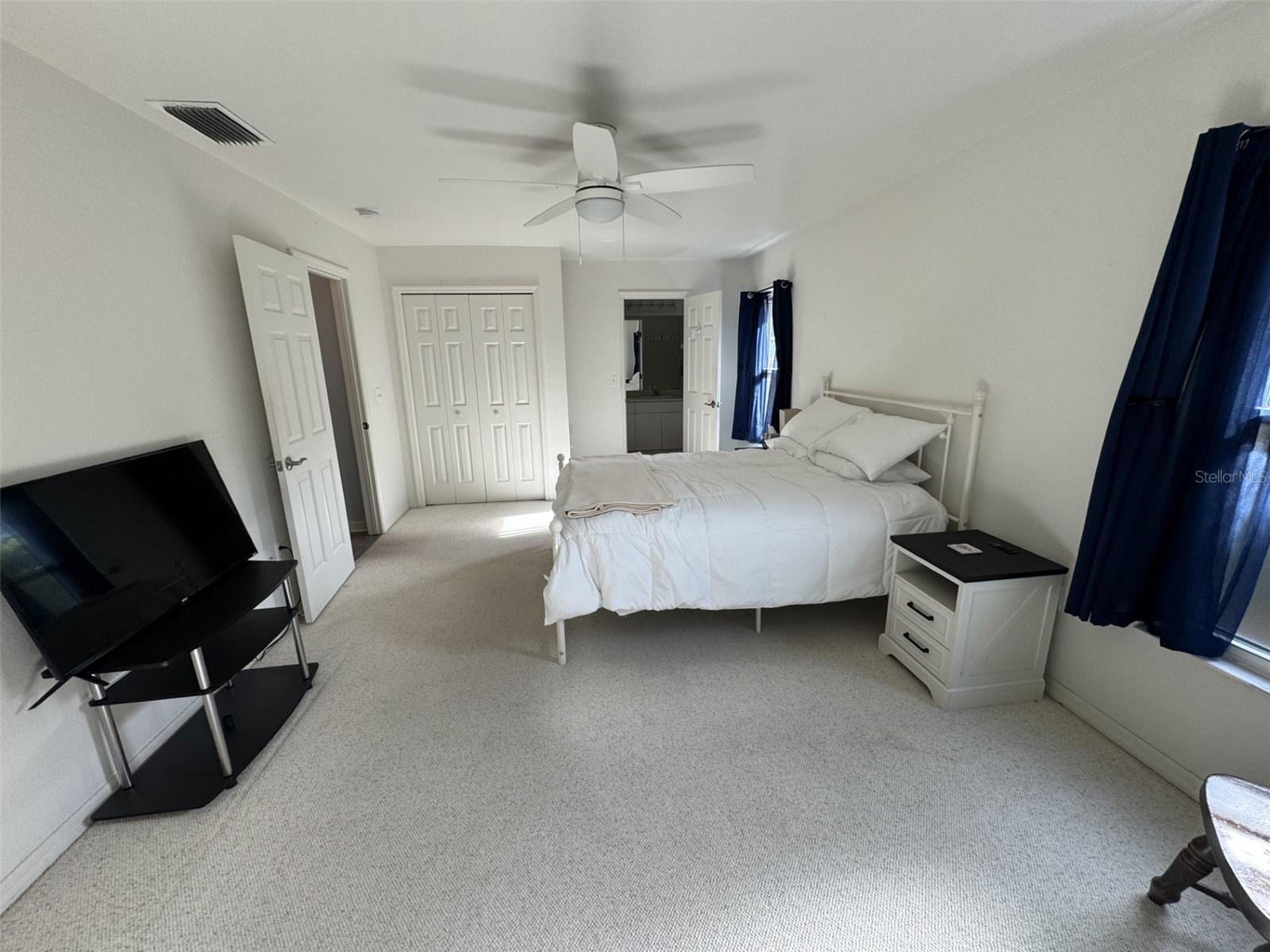 Image 6 of 55 For 7040 Tamarind Drive