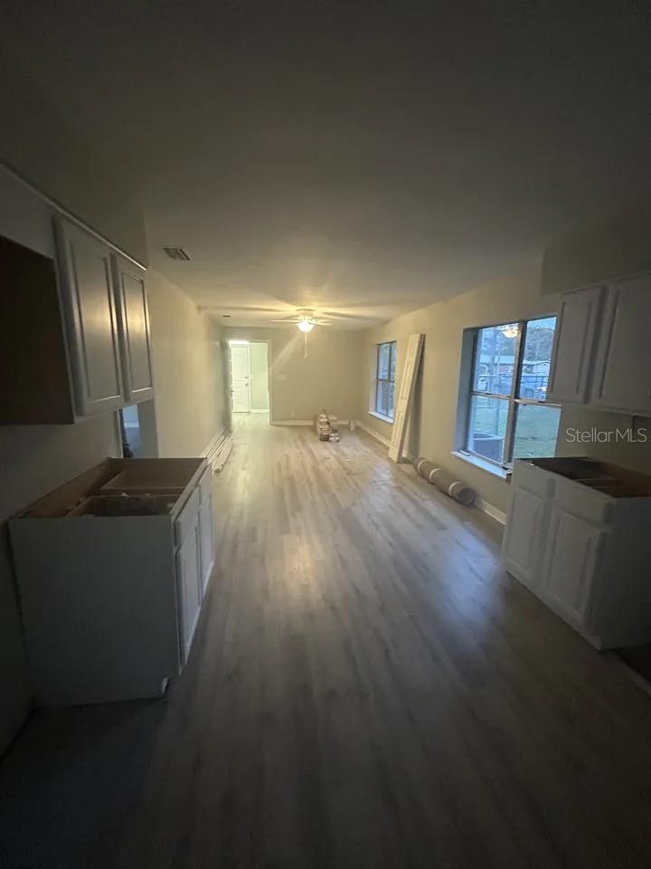 Image 3 of 18 For 5633 7th Street Se