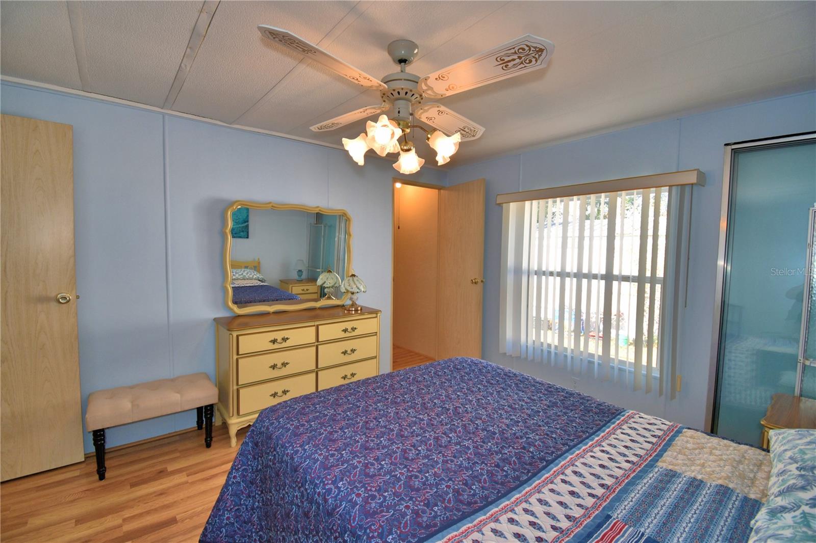 Image 32 of 71 For 4063 Rolling Oaks Drive