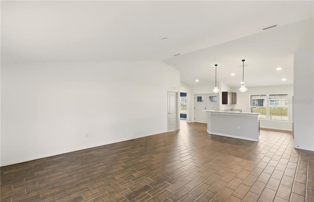 Image 11 of 43 For 1017 Caloosa Ridge Terrace