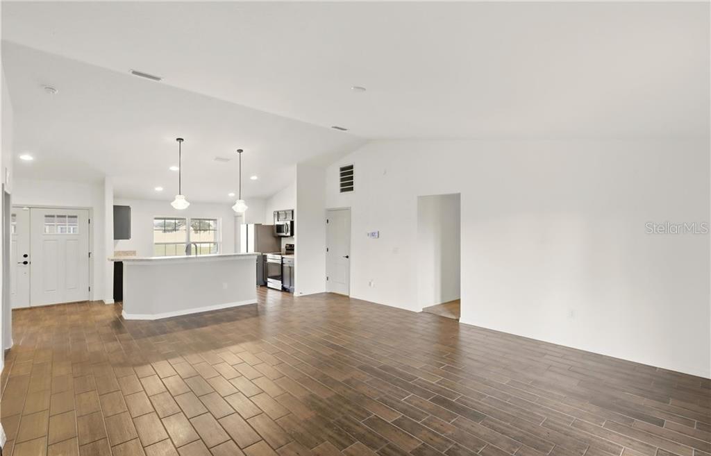 Image 13 of 43 For 1017 Caloosa Ridge Terrace