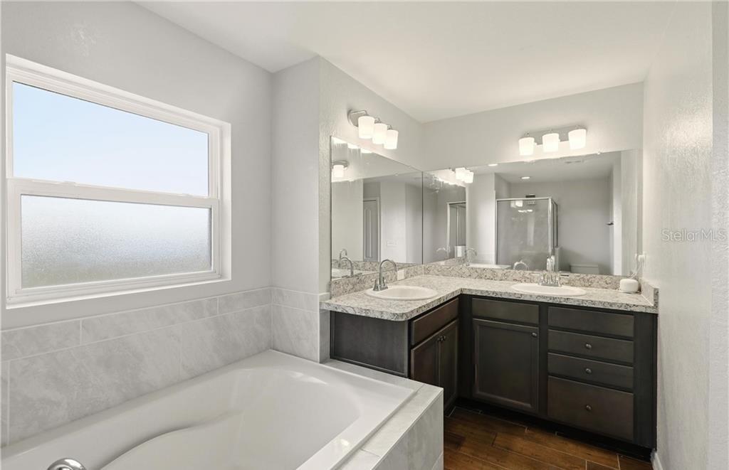 Image 24 of 43 For 1017 Caloosa Ridge Terrace