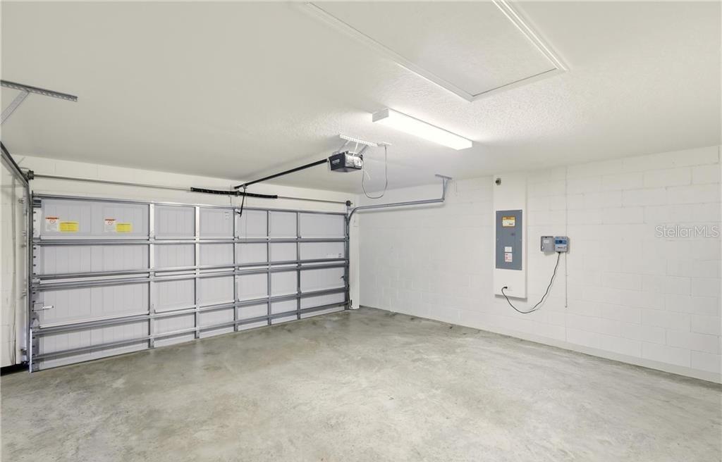 Image 28 of 43 For 1017 Caloosa Ridge Terrace