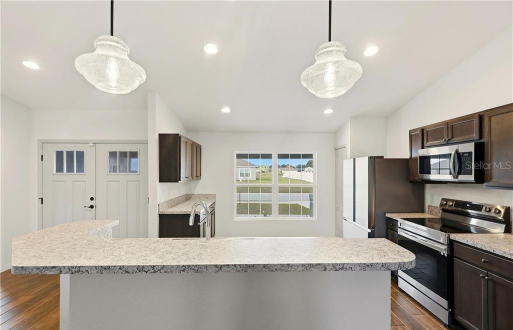 Image 6 of 43 For 1017 Caloosa Ridge Terrace