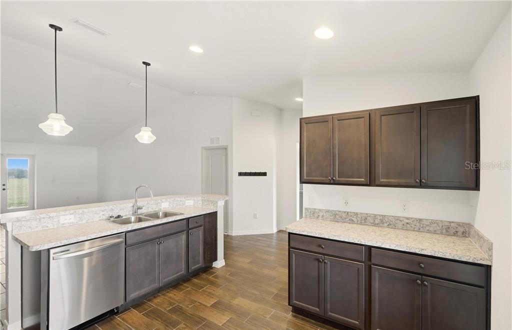 Image 9 of 43 For 1017 Caloosa Ridge Terrace