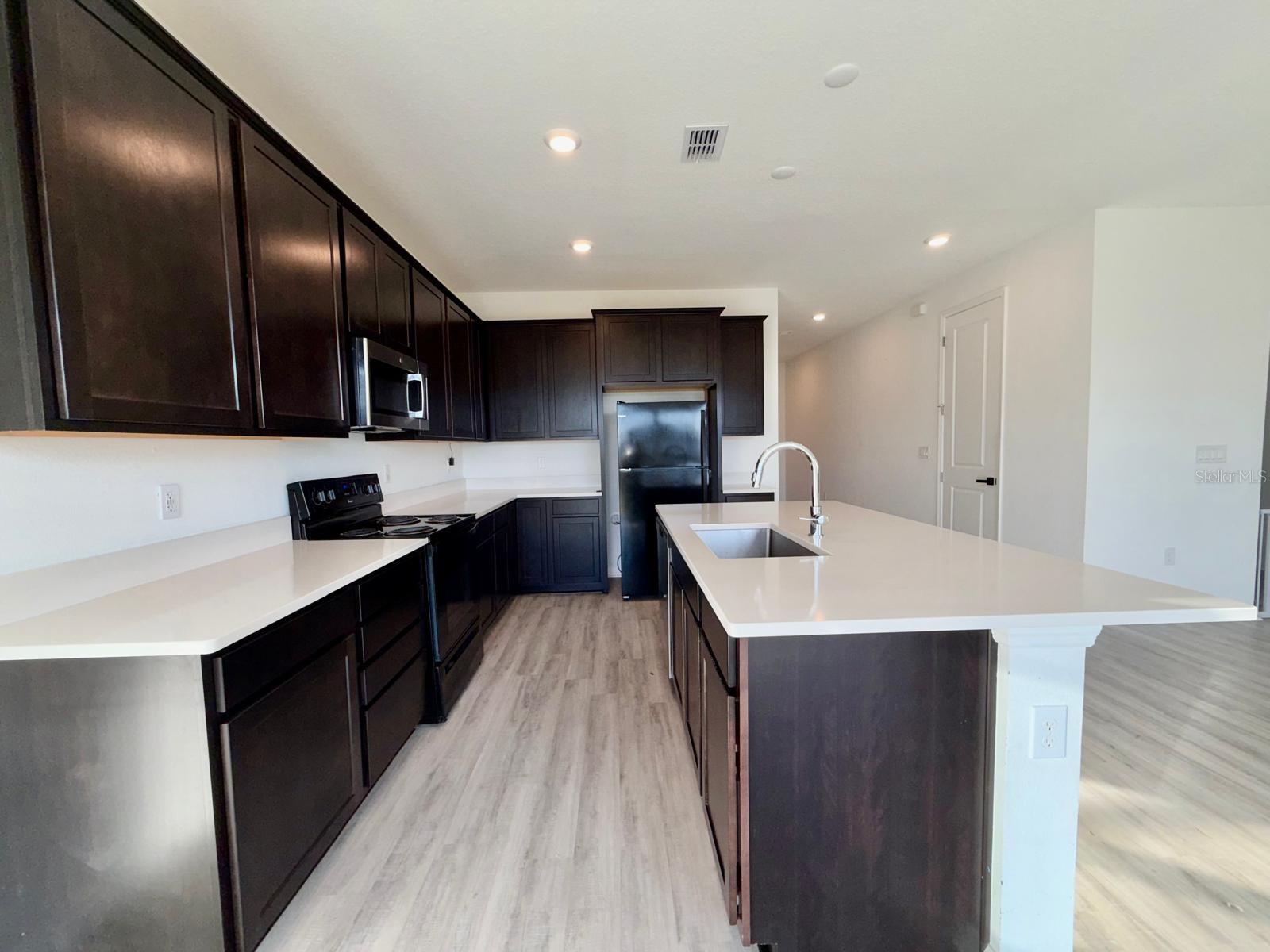 Image 7 of 45 For 1209 Mattie Pointe Boulevard