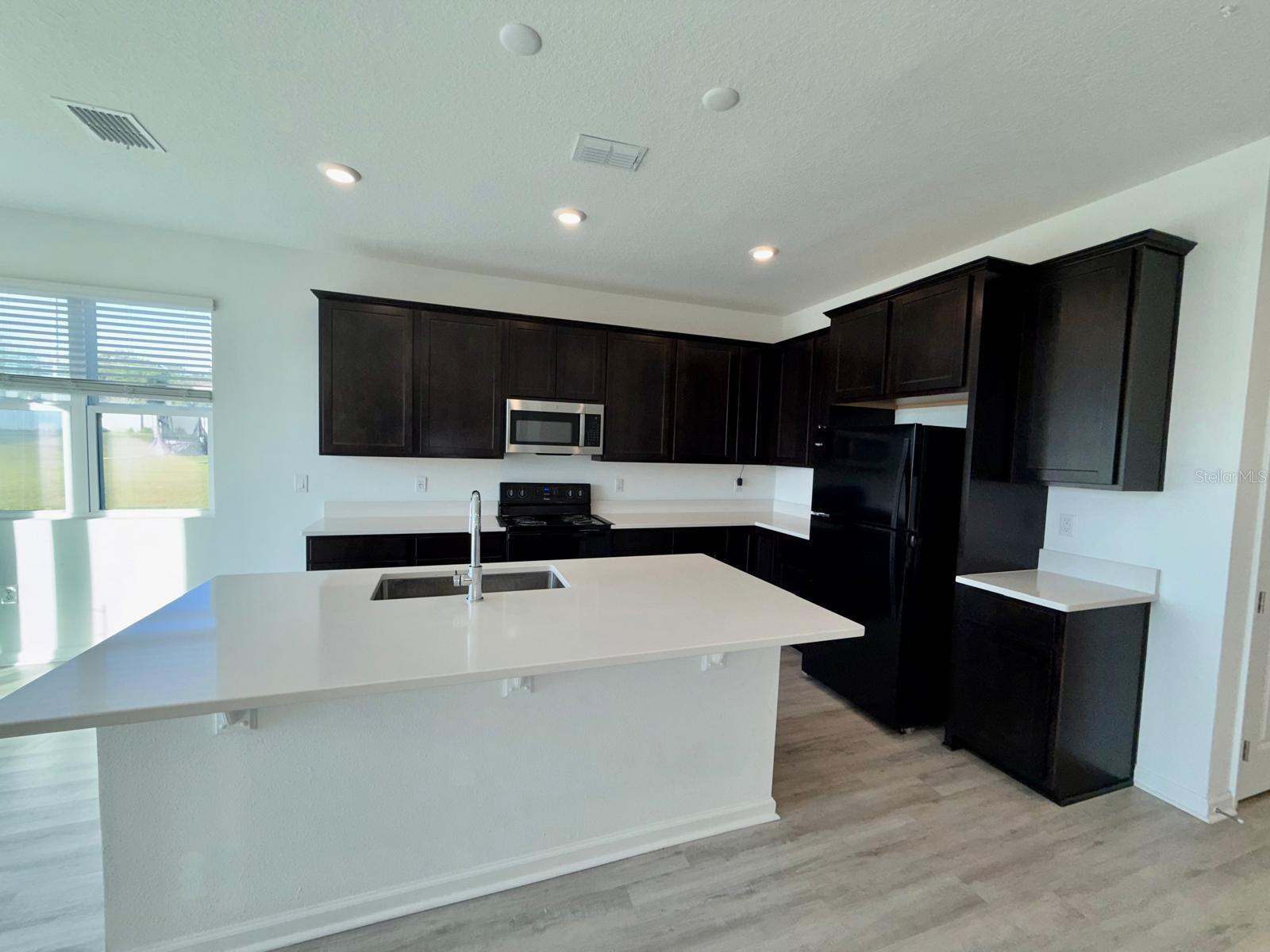 Image 9 of 45 For 1209 Mattie Pointe Boulevard