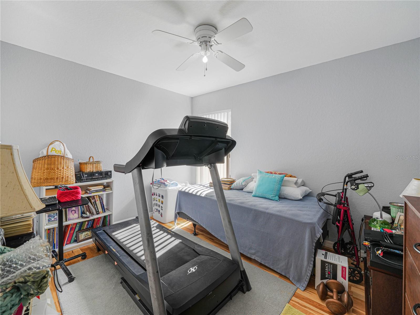 Image 14 of 32 For 726 17th Street Ne