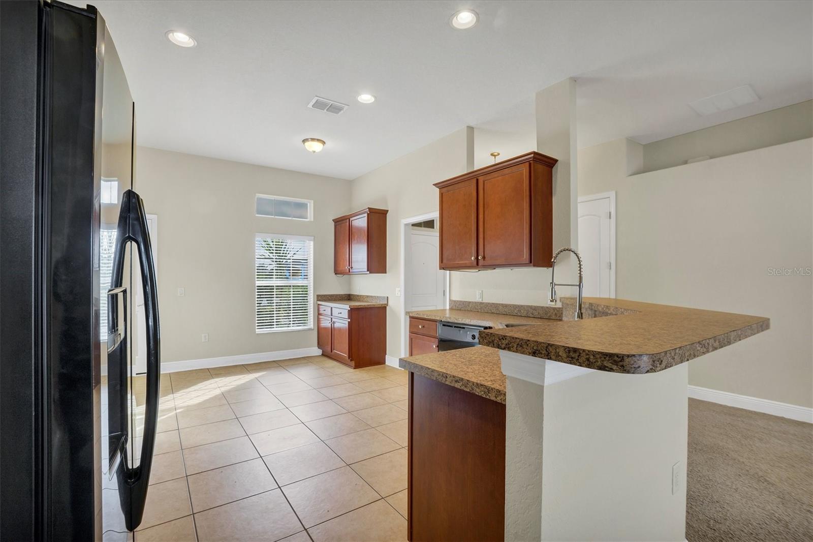 Image 11 of 31 For 107 Mandolin Drive