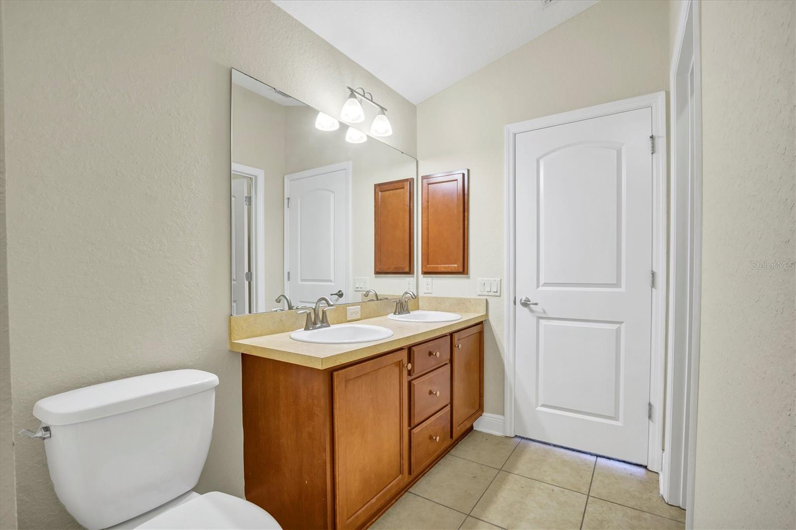 Image 20 of 31 For 107 Mandolin Drive