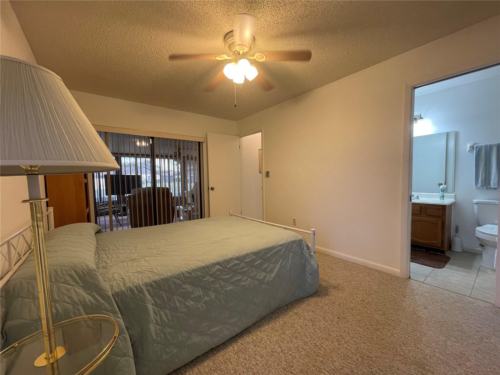 Image 31 of 49 For 39 Kimberly Court