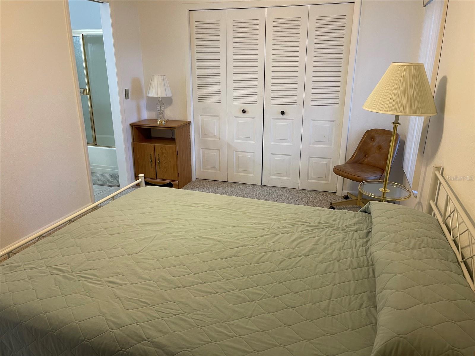 Image 32 of 49 For 39 Kimberly Court