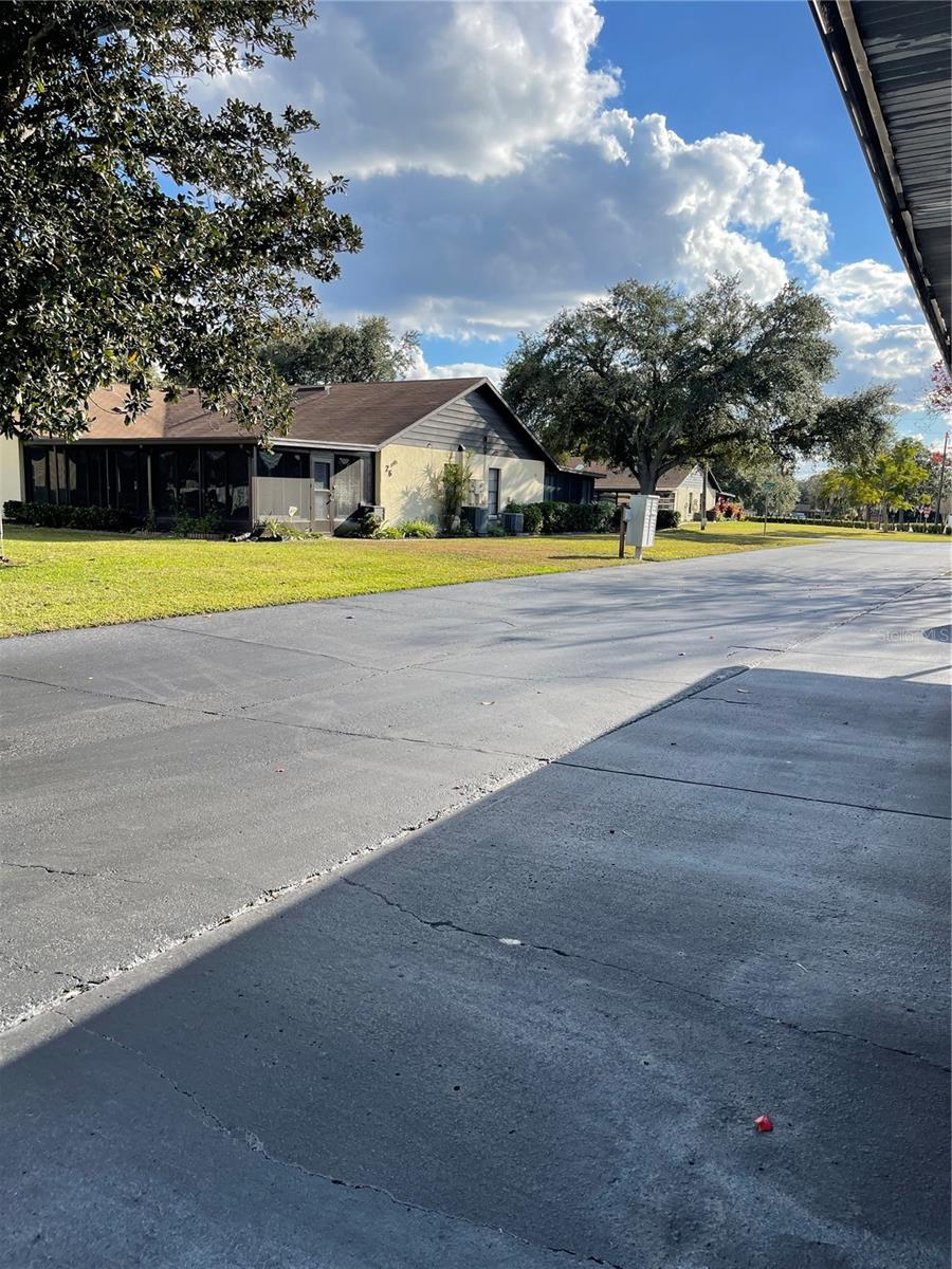 Image 36 of 49 For 39 Kimberly Court