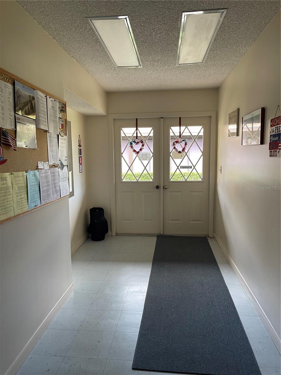 Image 44 of 49 For 39 Kimberly Court