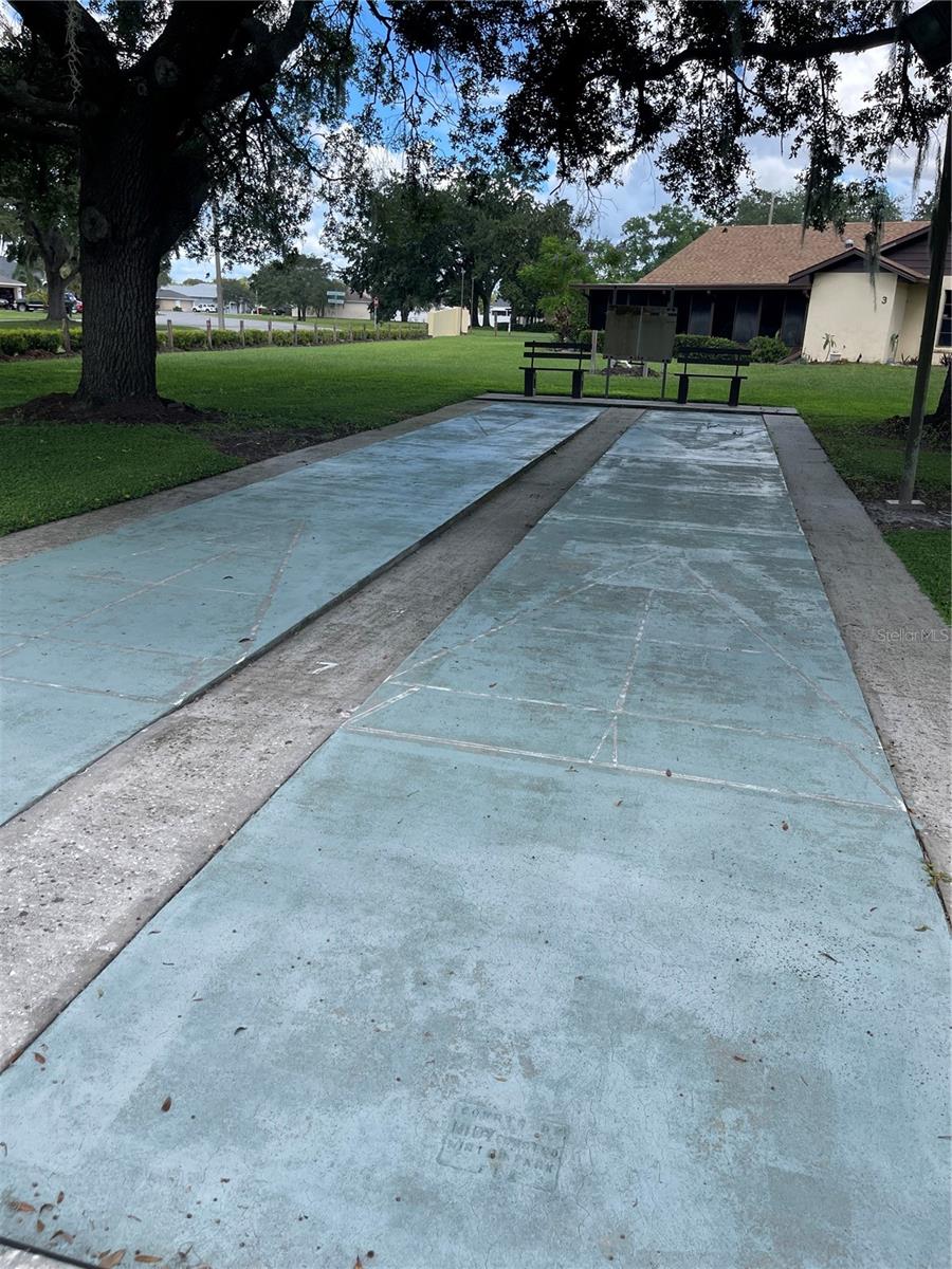 Image 48 of 49 For 39 Kimberly Court