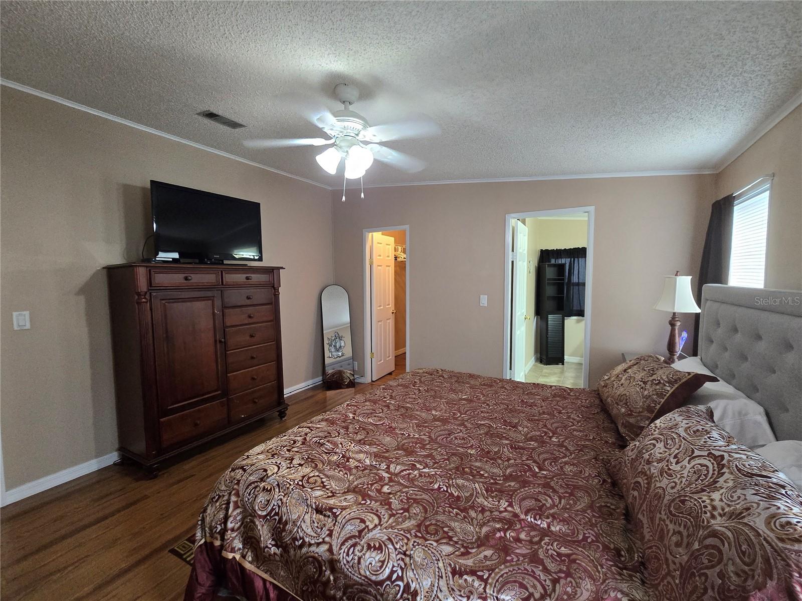 Image 10 of 76 For 264 Ramsgate Way