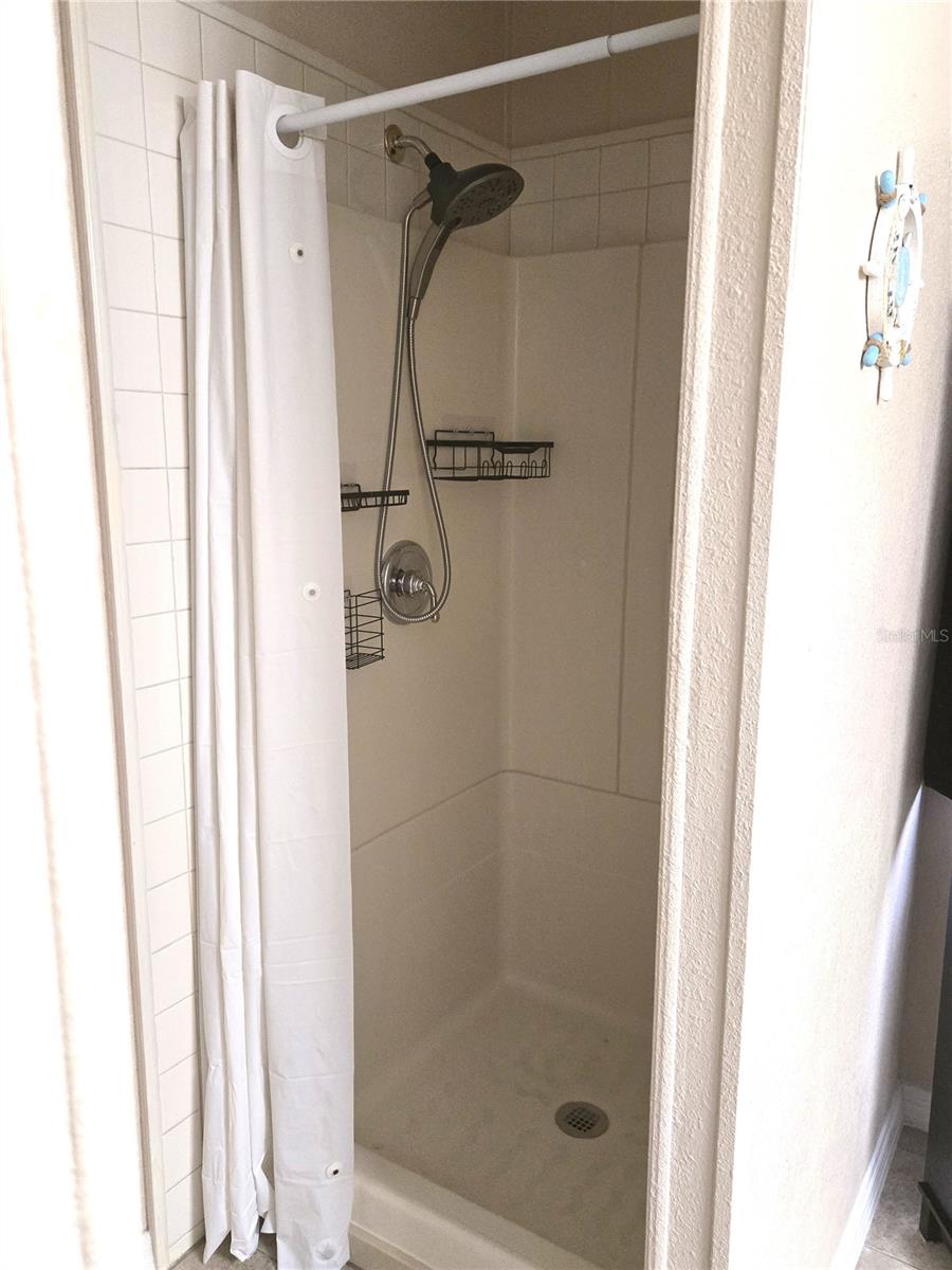 Image 13 of 76 For 264 Ramsgate Way