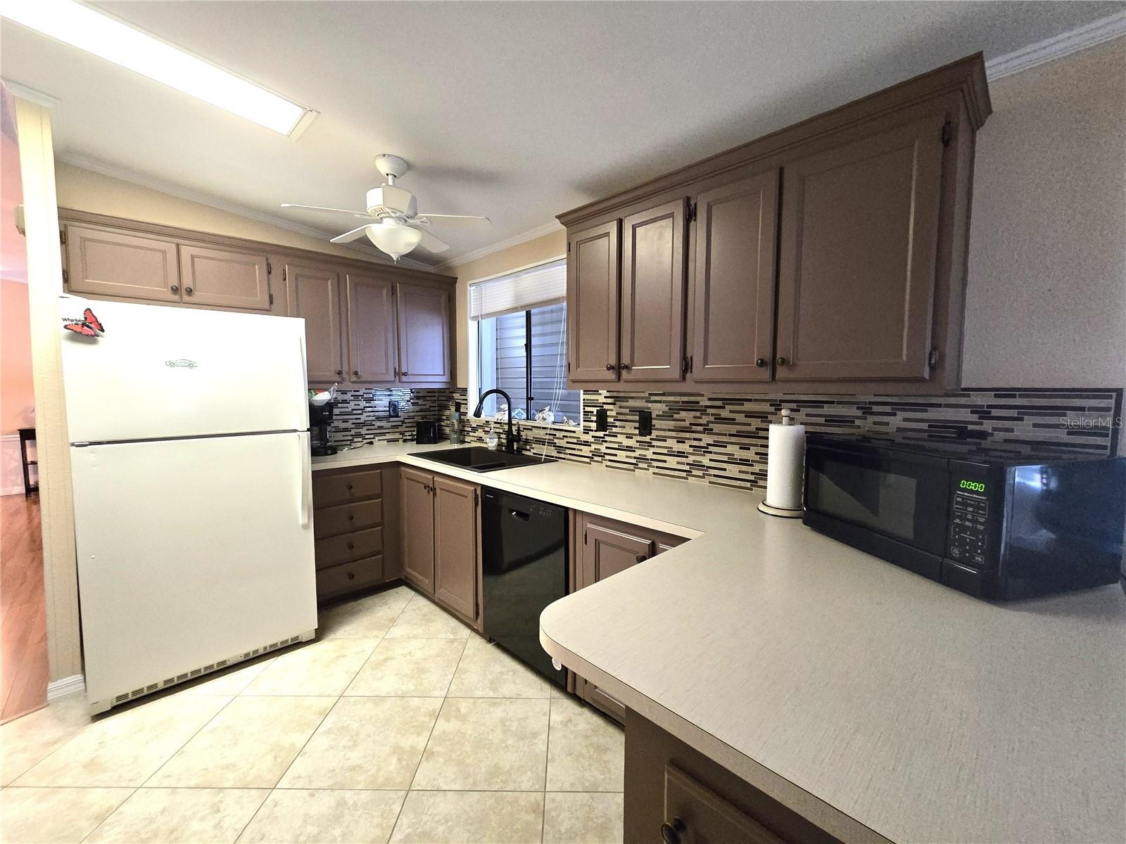 Image 19 of 76 For 264 Ramsgate Way