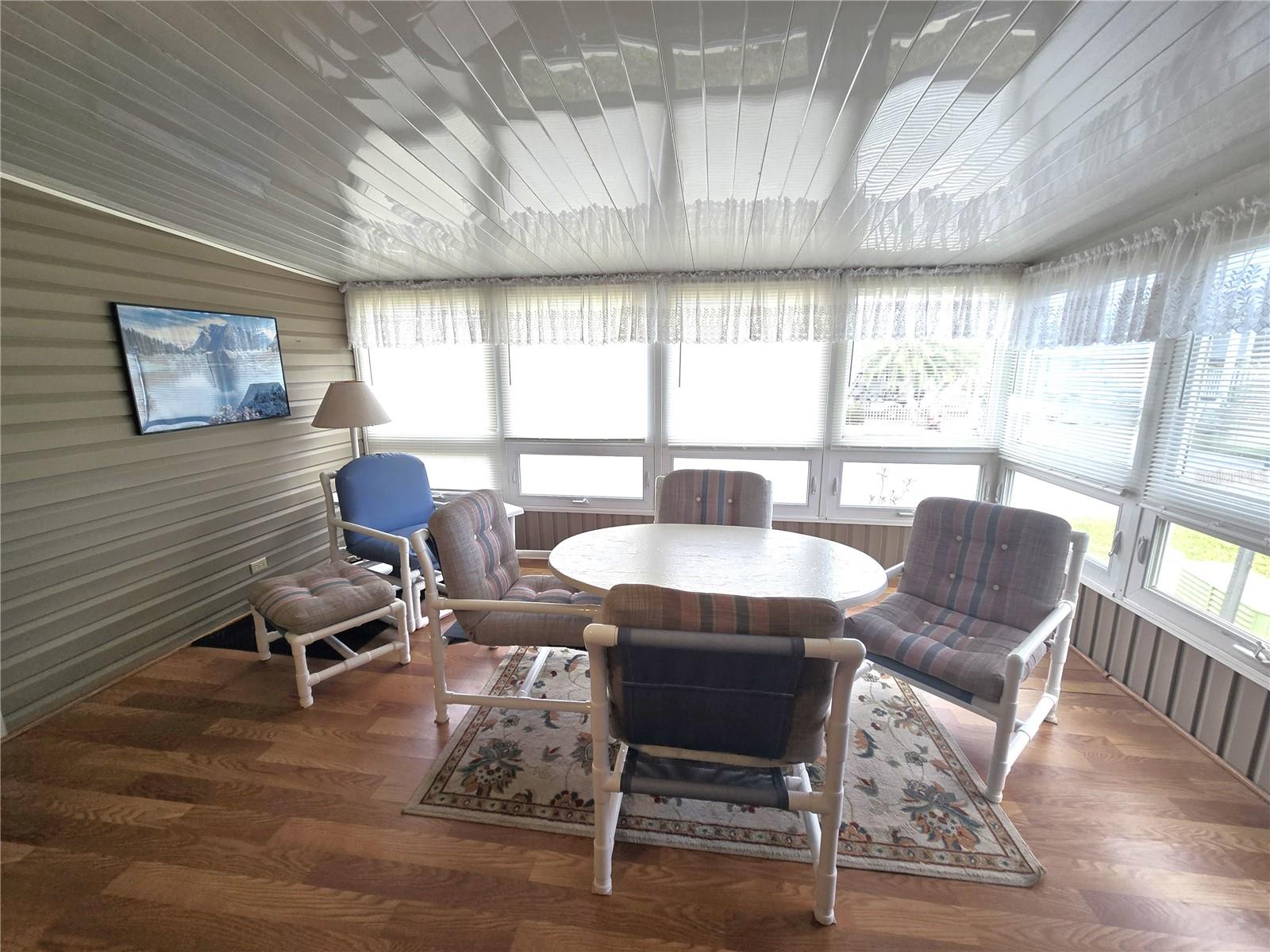 Image 24 of 76 For 264 Ramsgate Way