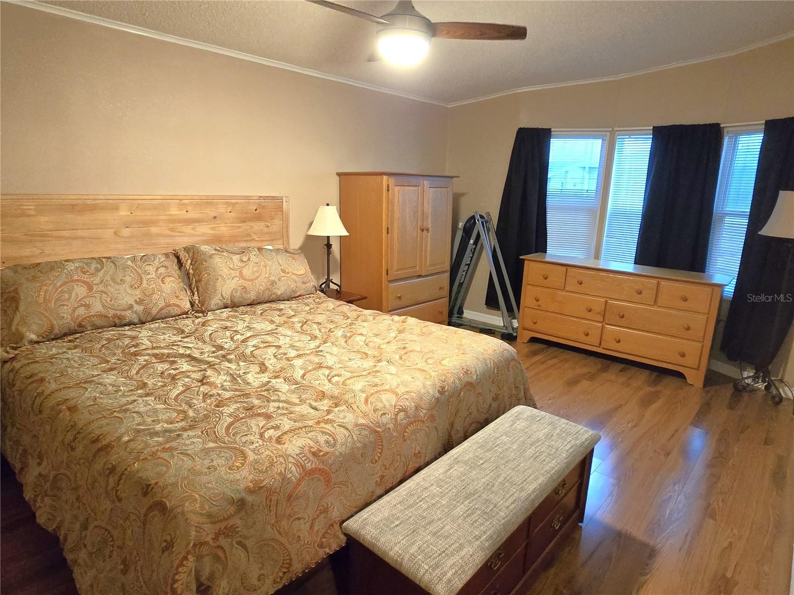 Image 31 of 76 For 264 Ramsgate Way