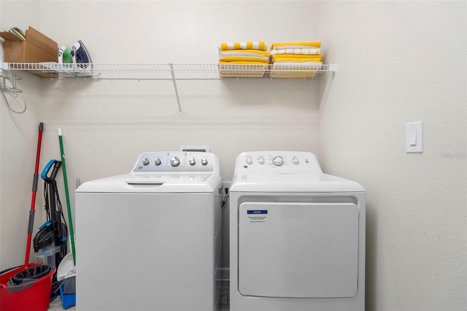 Image 23 of 67 For 4778 Kings Castle Circle