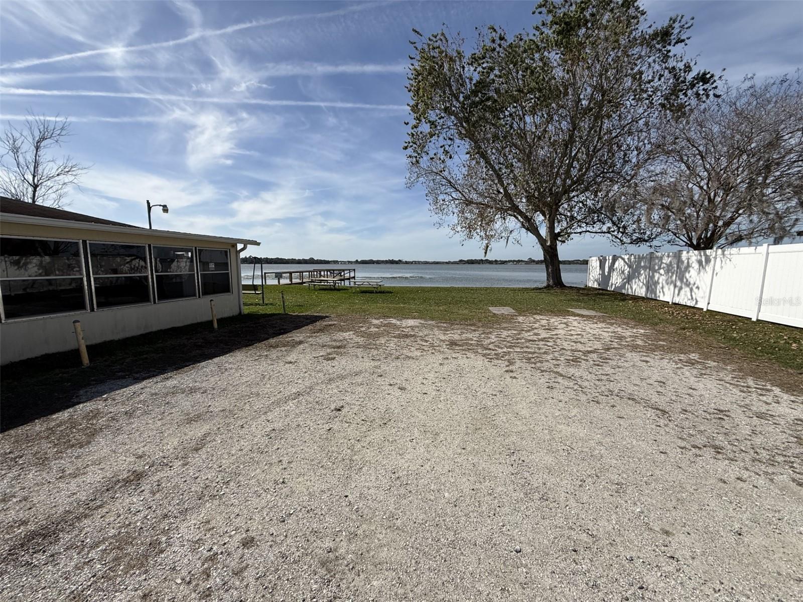 Image 23 of 73 For 1935 Regina Drive