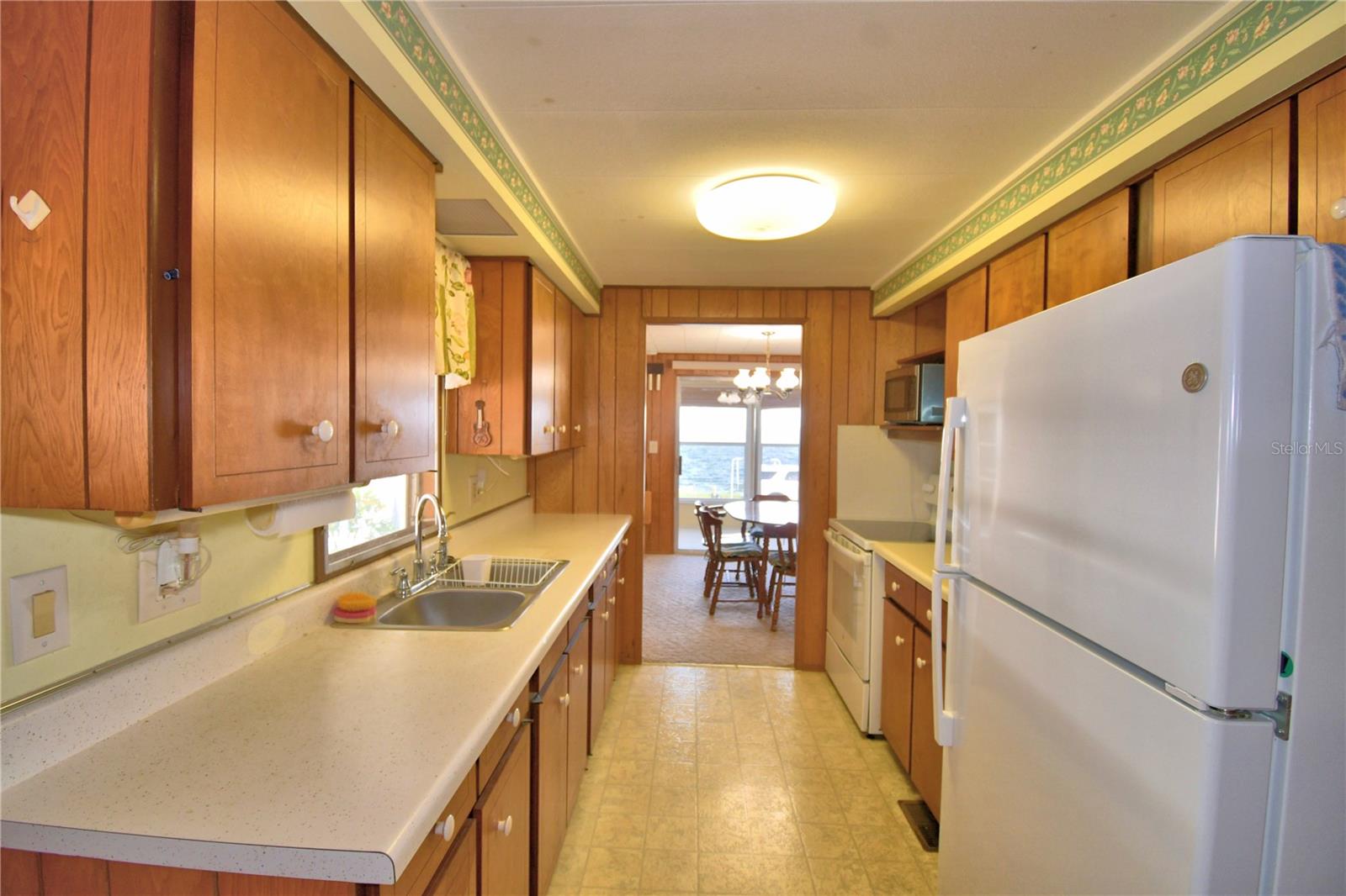 Image 14 of 52 For 154 Paradise Lane