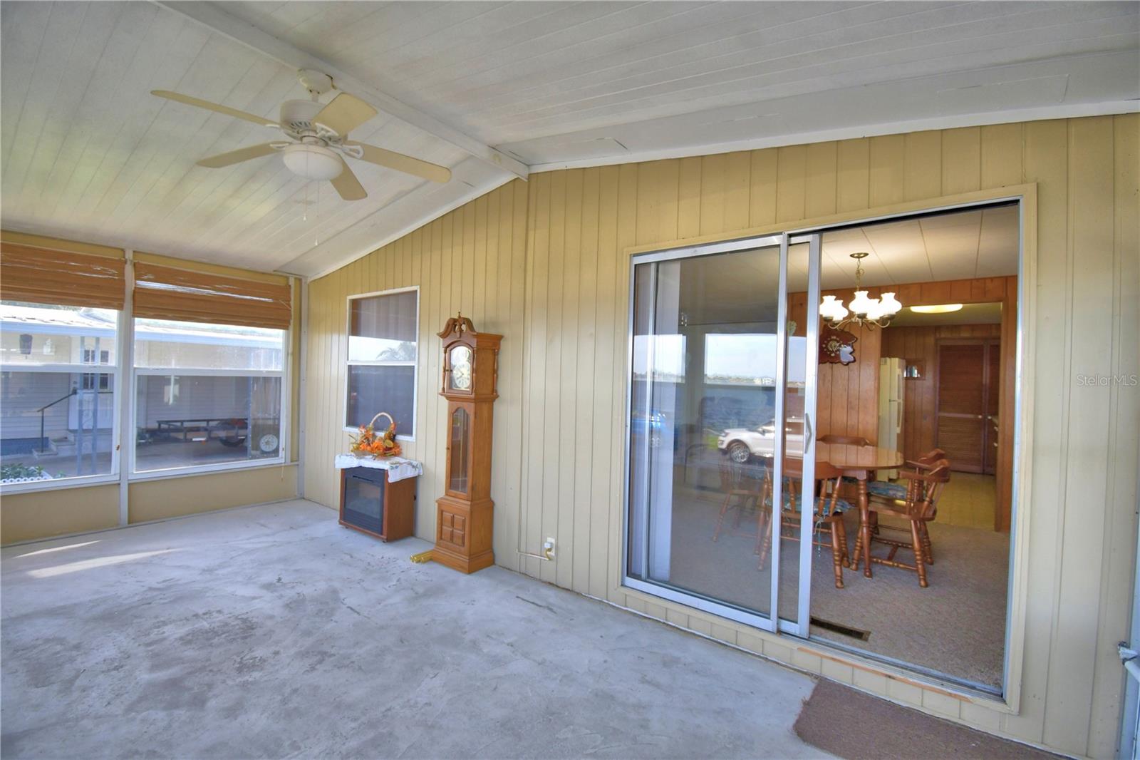 Image 23 of 52 For 154 Paradise Lane