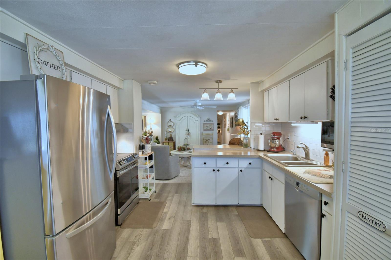 Image 11 of 55 For 141 Paradise Lane