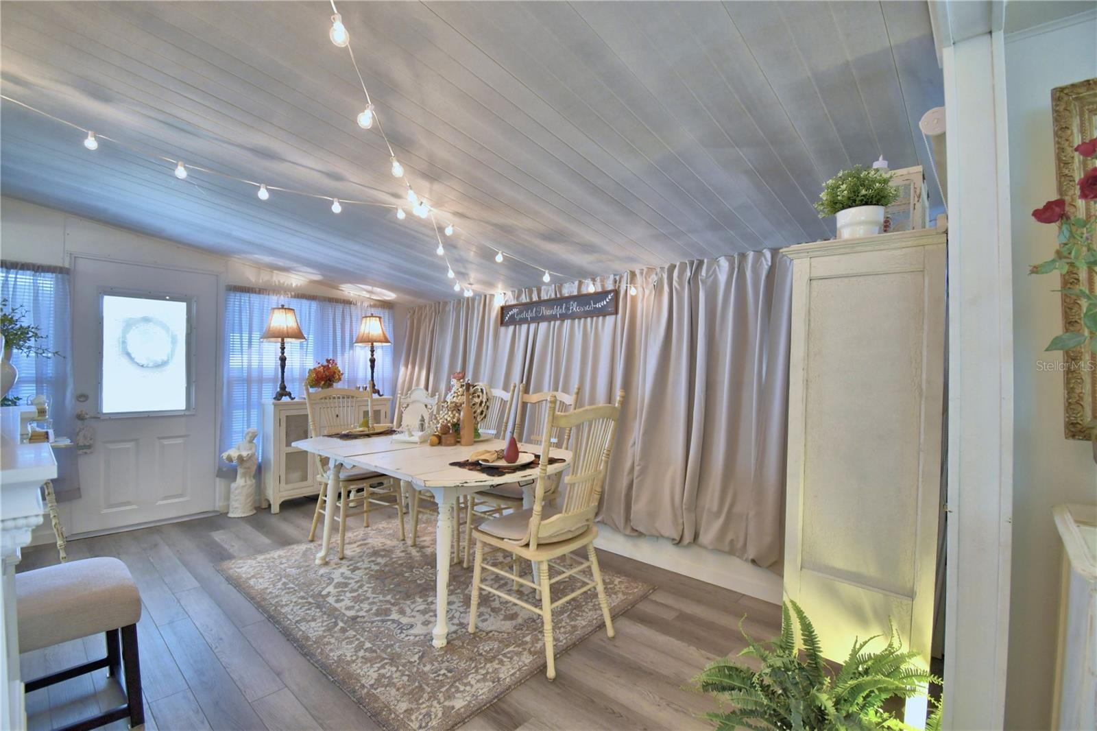 Image 16 of 55 For 141 Paradise Lane